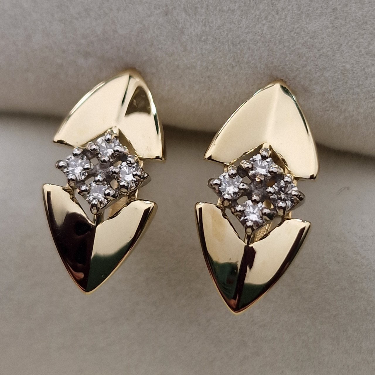 Серьги Deimantas 103670859 2,35гр 0,25ct. купить,NaN