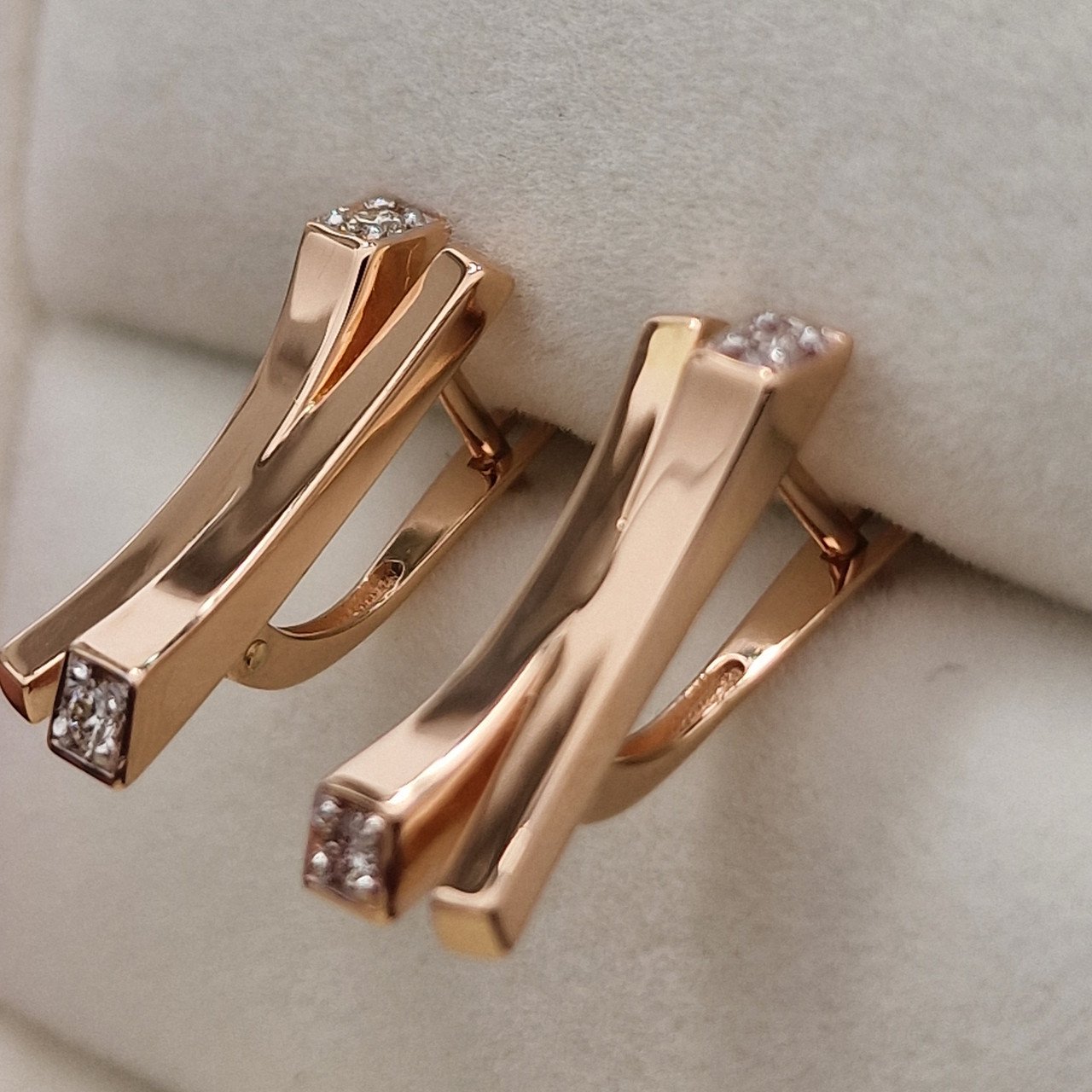 Серьги Deimantas 103670900 2,99гр 0,125ct. купить,NaN