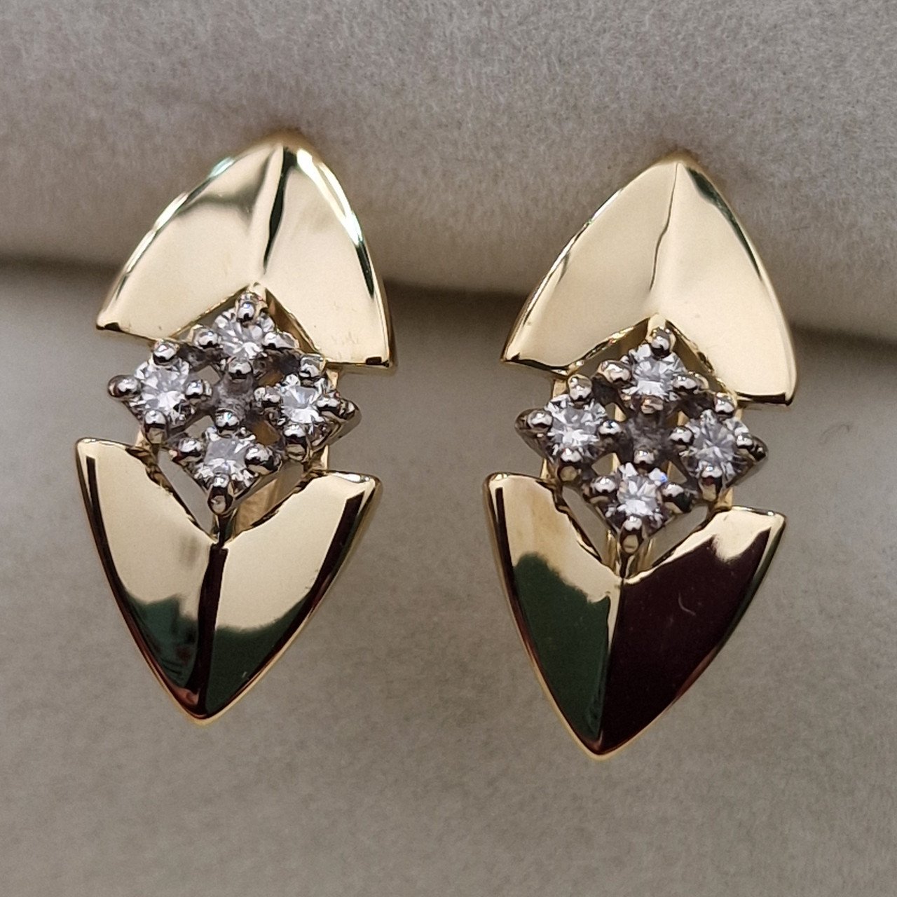 Серьги Deimantas 103670859 2,35гр 0,25ct. купить,NaN