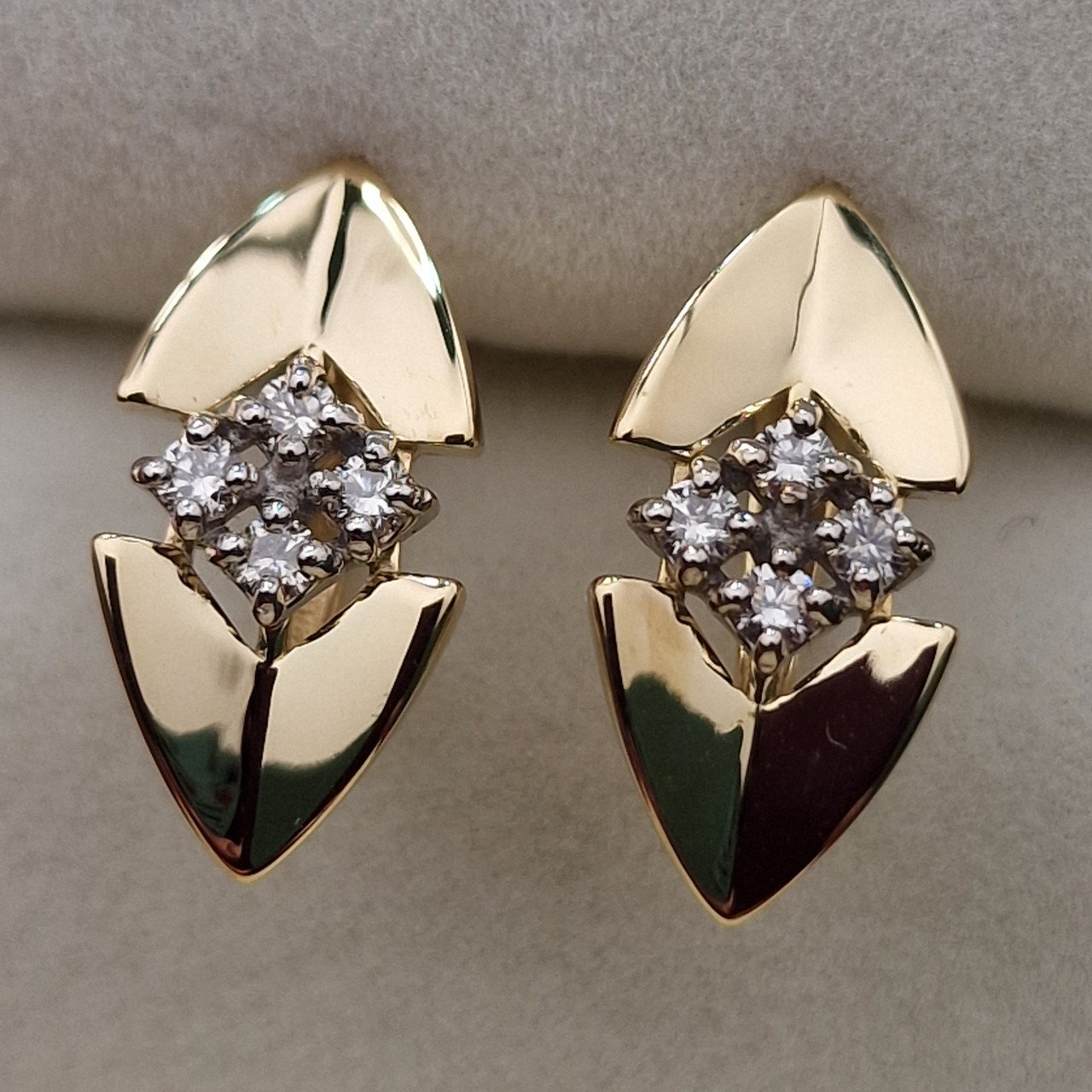 Серьги Deimantas 103670859 2,35гр 0,25ct. купить,NaN
