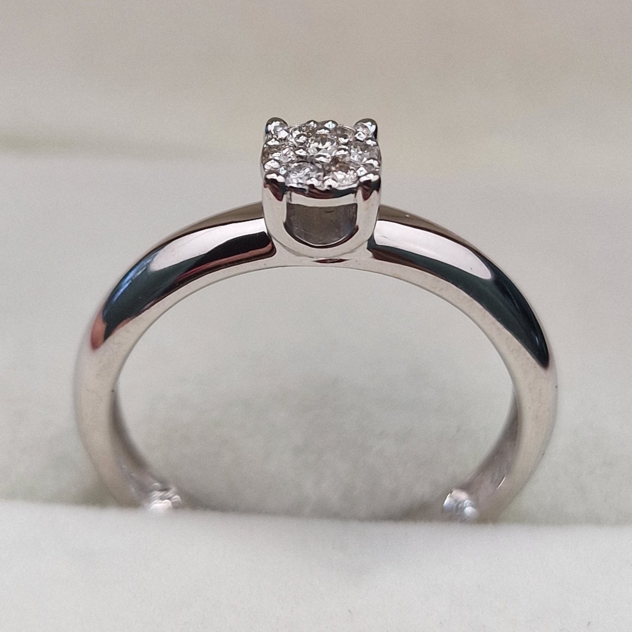 Кольцо Deimantas 105085757 16,5р 2,31гр 0,066ct. купить,NaN
