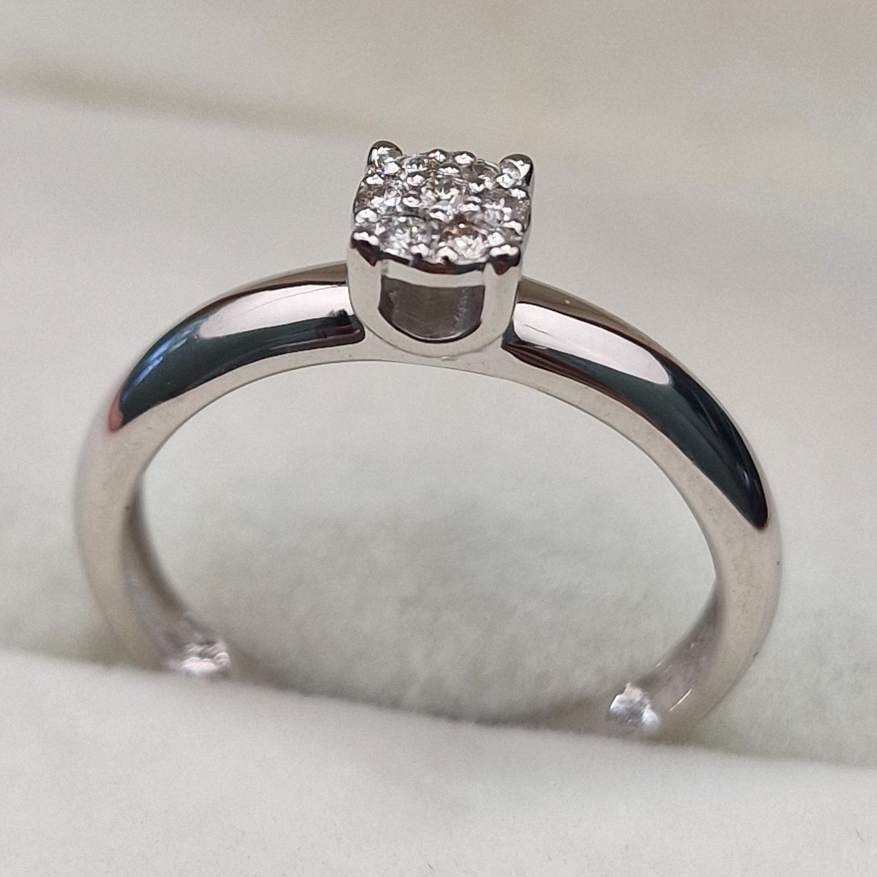 Кольцо Deimantas 105085757 16,5р 2,31гр 0,066ct. купить,NaN