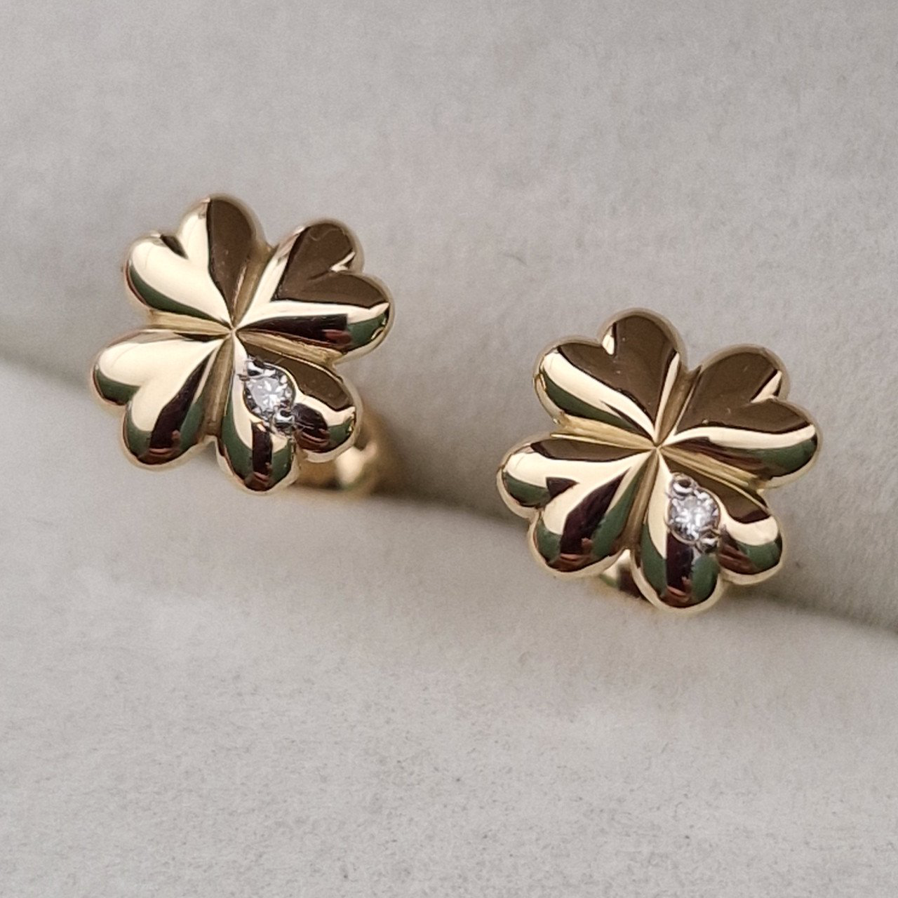 Серьги Deimantas 103670908 1,18гр 0,012ct. купить,NaN