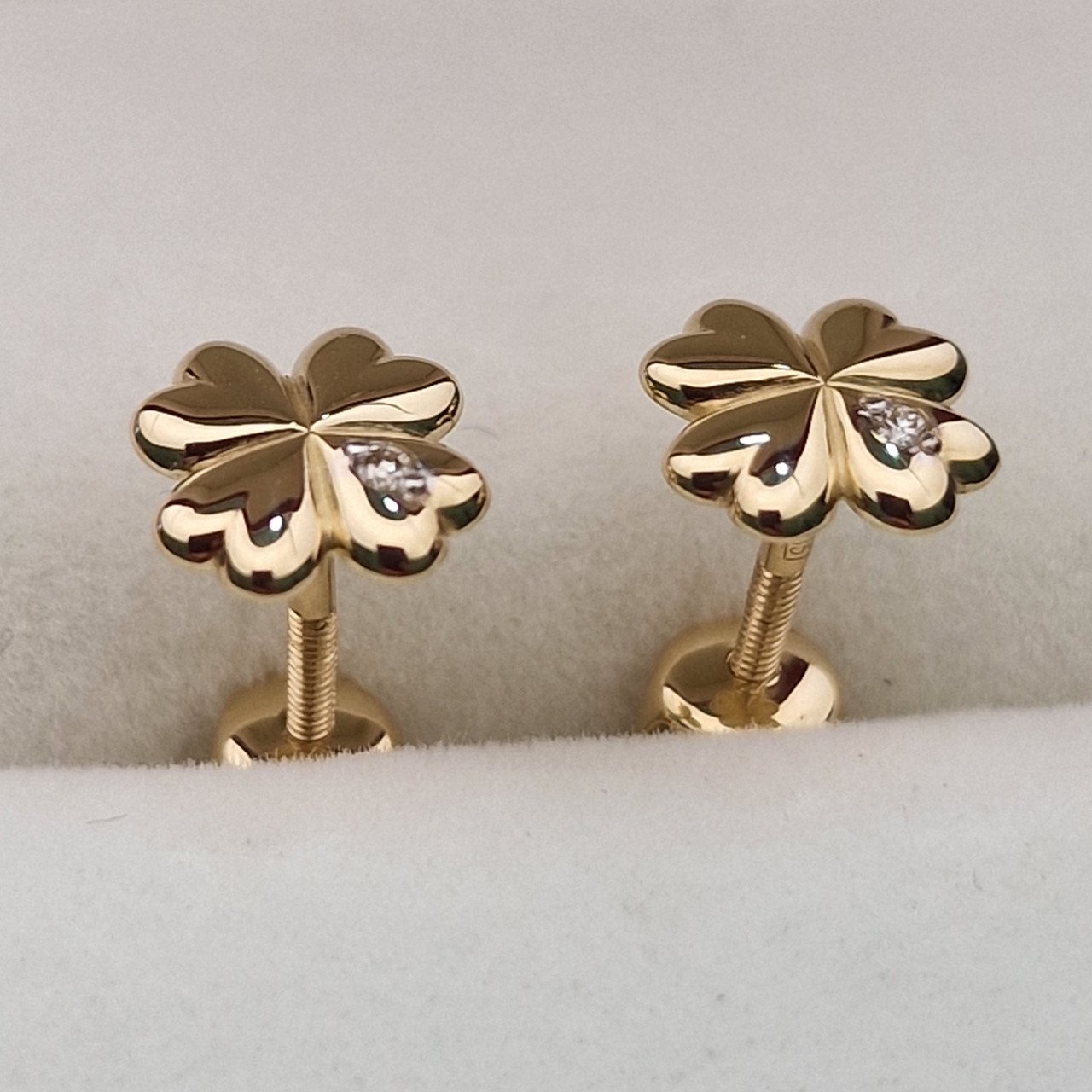 Серьги Deimantas 103670908 1,18гр 0,012ct. купить,NaN