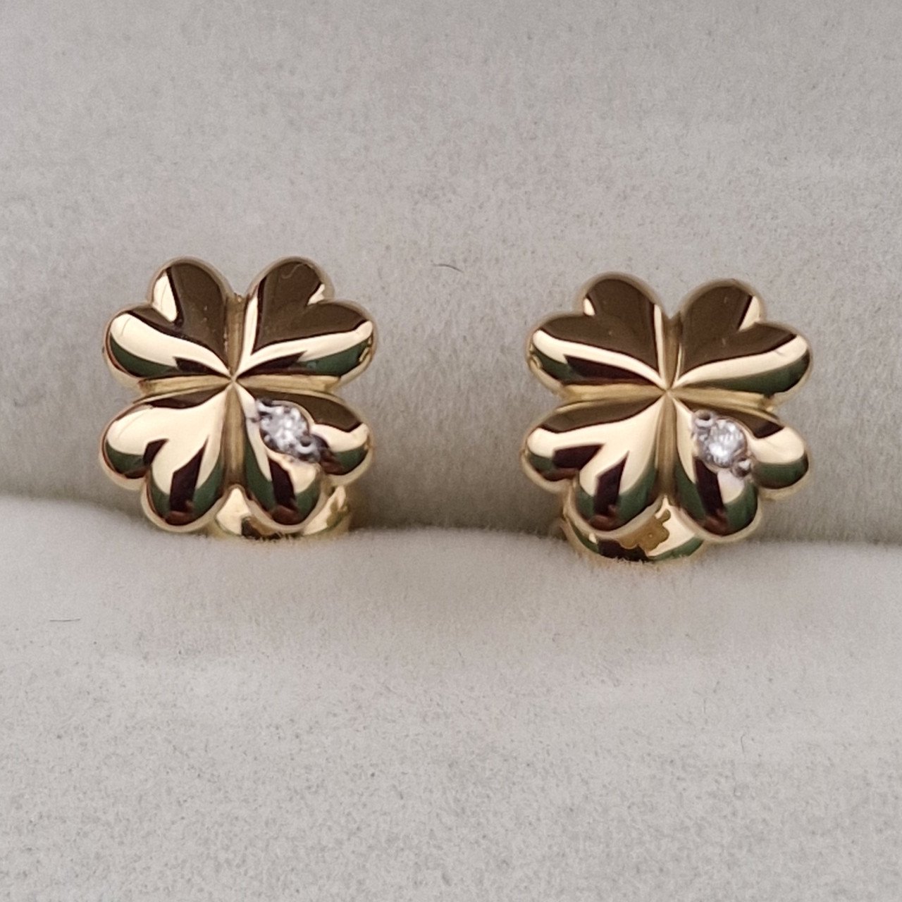 Серьги Deimantas 103670908 1,18гр 0,012ct. купить,NaN