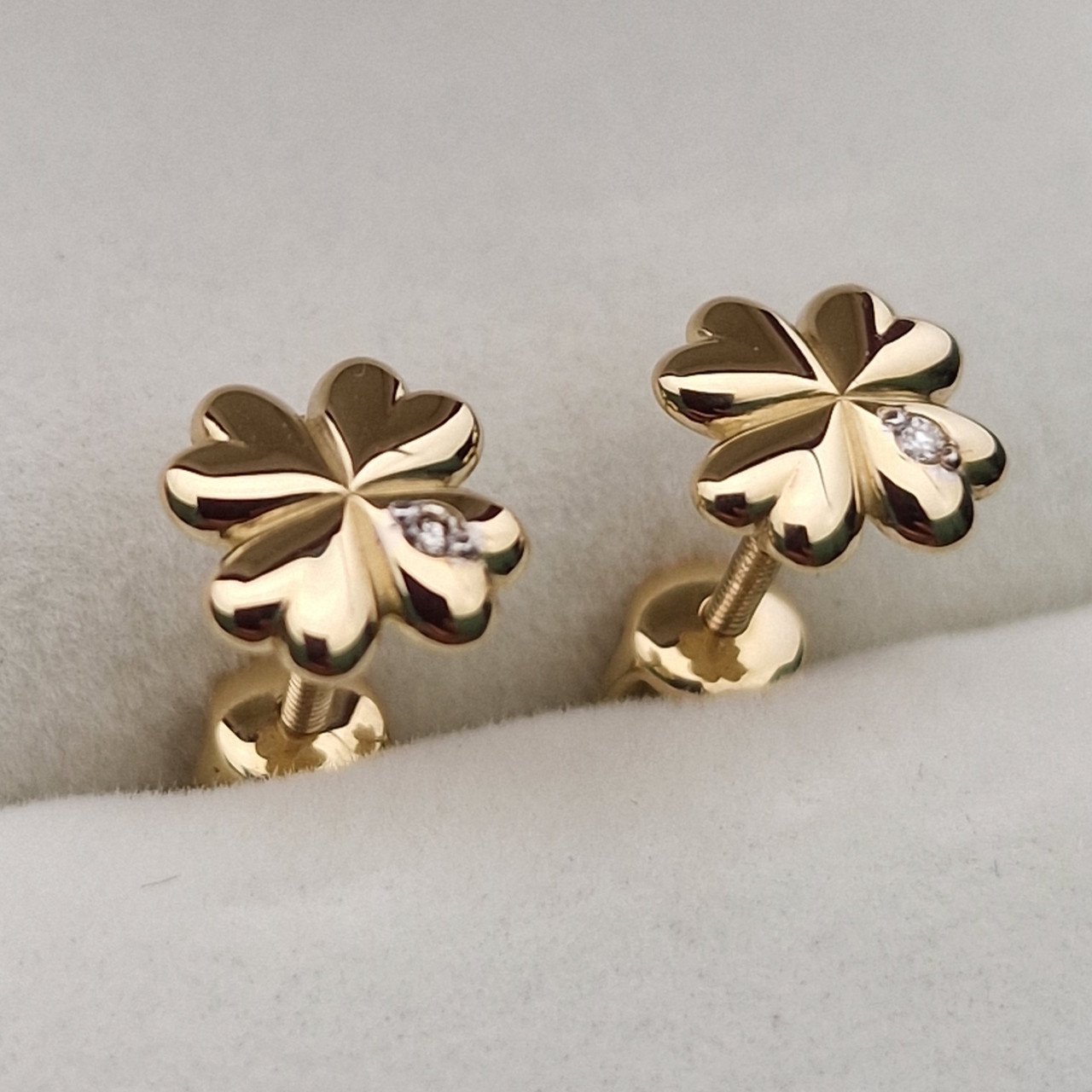 Серьги Deimantas 103670908 1,18гр 0,012ct. купить,NaN