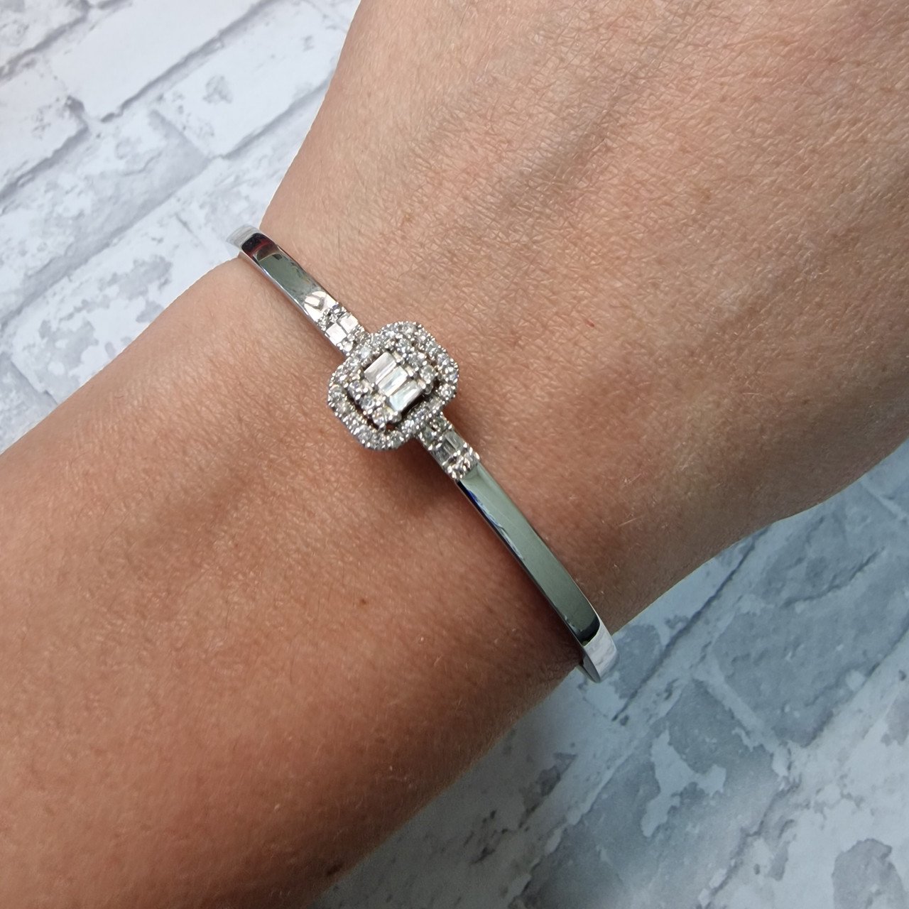 Браслет Deimantas 105100849 13,21гр 0,44ct. купить,NaN