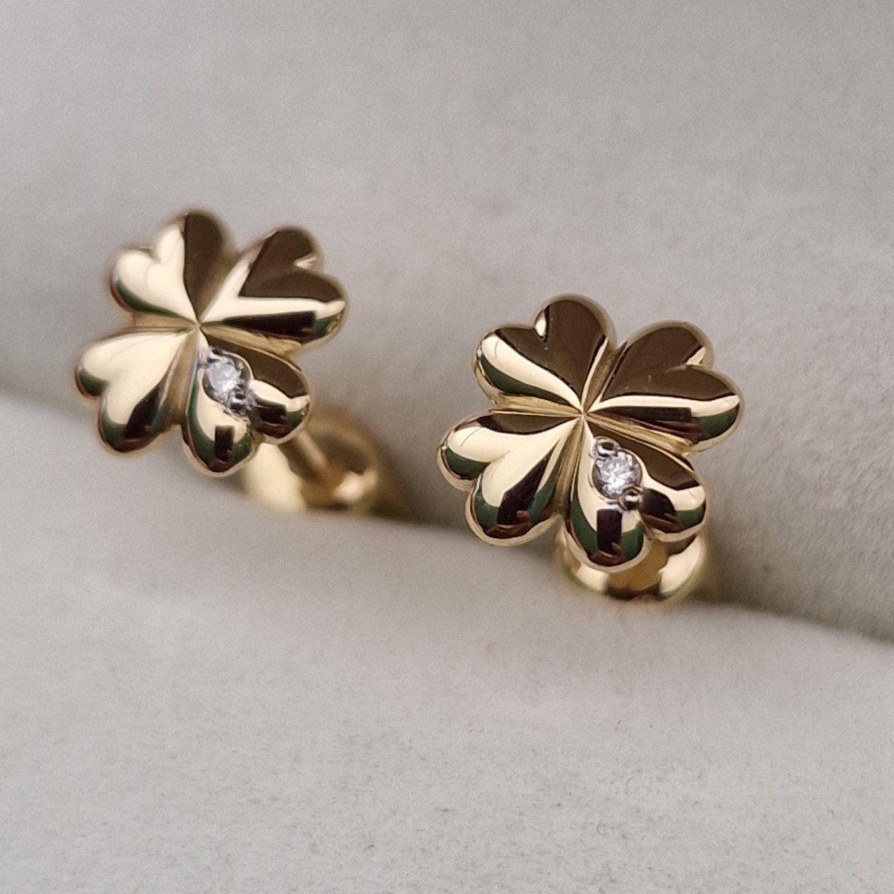 Серьги Deimantas 103670908 1,18гр 0,012ct. купить,NaN
