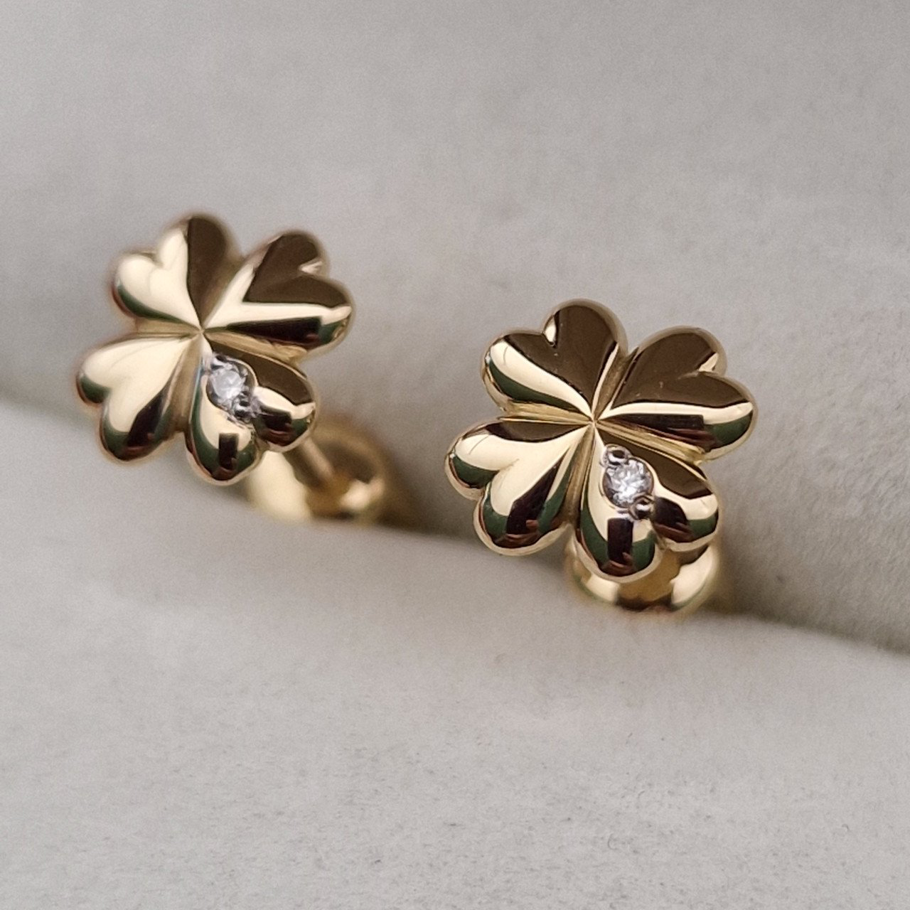 Серьги Deimantas 103670908 1,18гр 0,012ct. купить,NaN