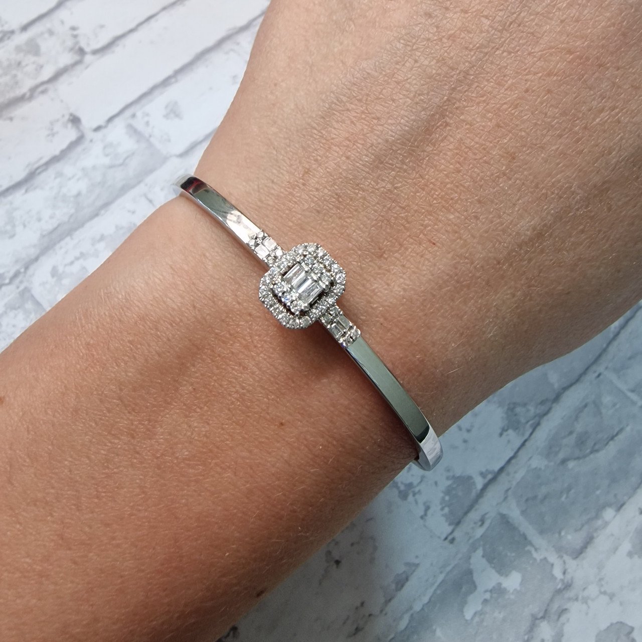 Браслет Deimantas 105100849 13,21гр 0,44ct. купить,NaN