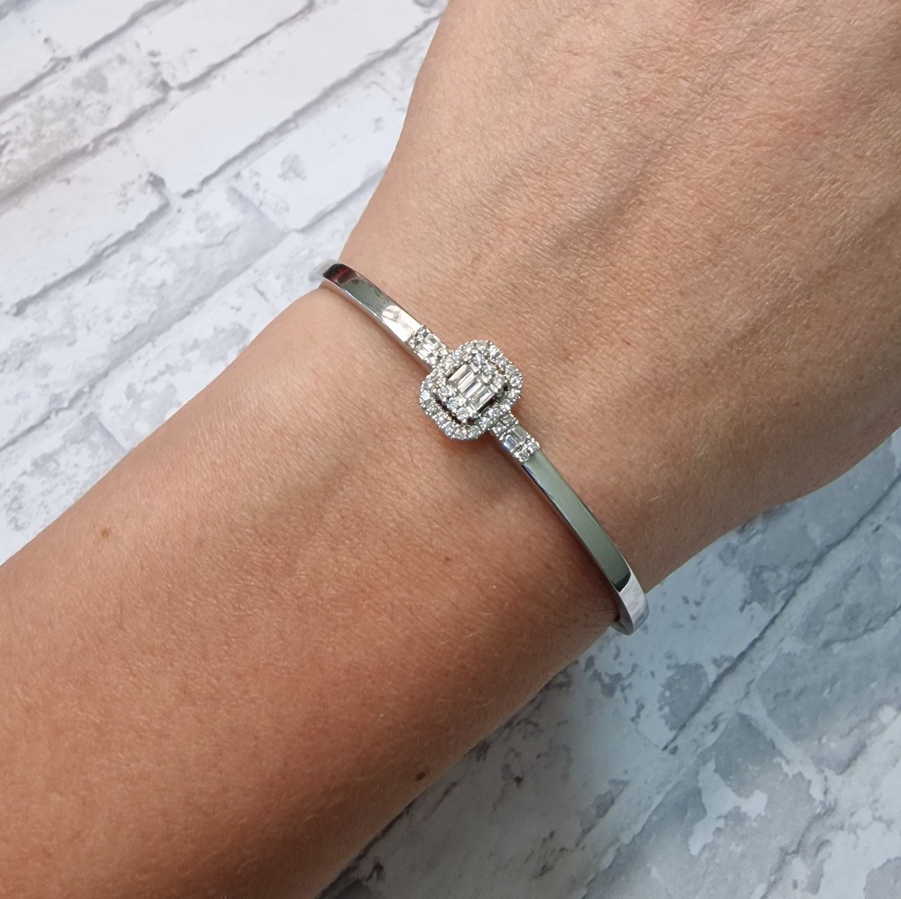 Браслет Deimantas 105100849 13,21гр 0,44ct. купить,NaN