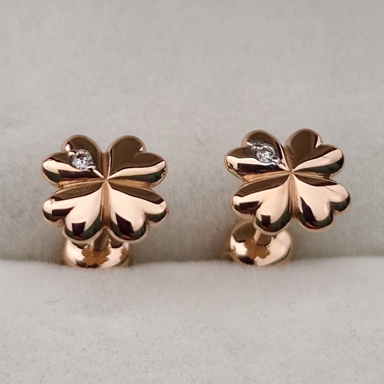 Серьги Deimantas 103670931 1,17гр 0,012ct. купить,NaN