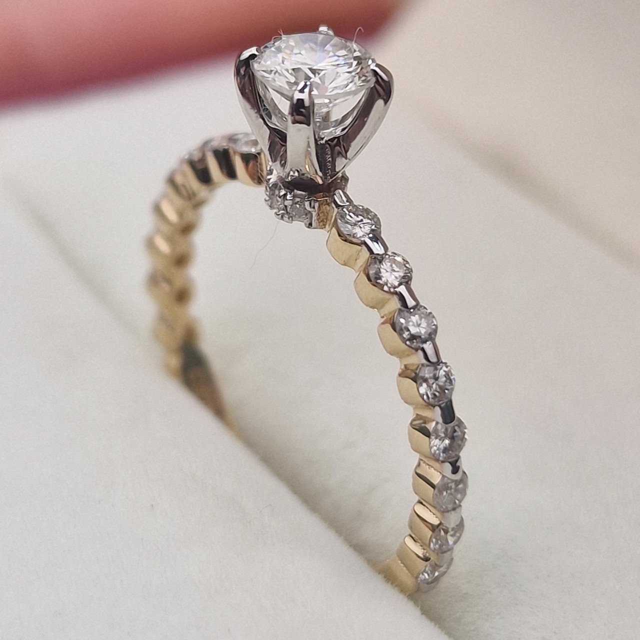 Кольцо Deimantas 104840983 17,5р 2,23гр 0,75ct. купить,NaN
