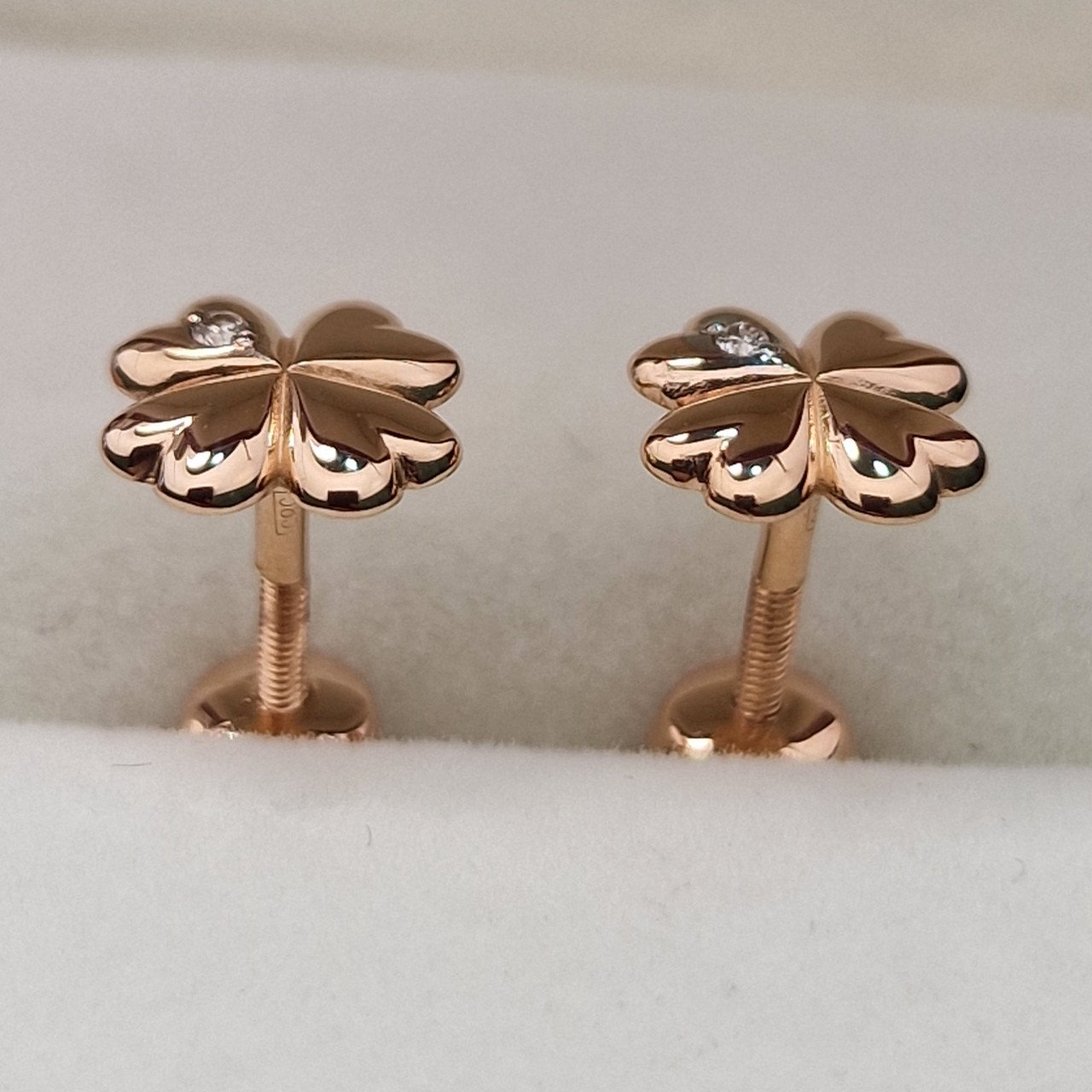 Серьги Deimantas 103670931 1,17гр 0,012ct. купить,NaN