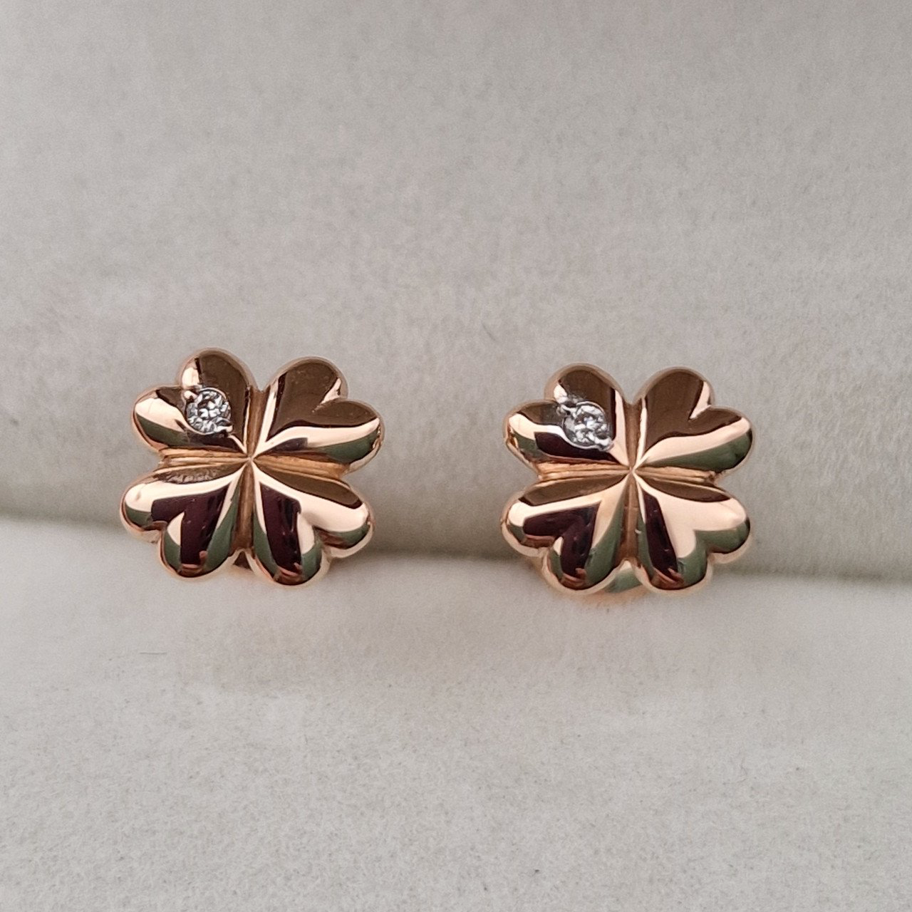 Серьги Deimantas 103670931 1,17гр 0,012ct. купить,NaN