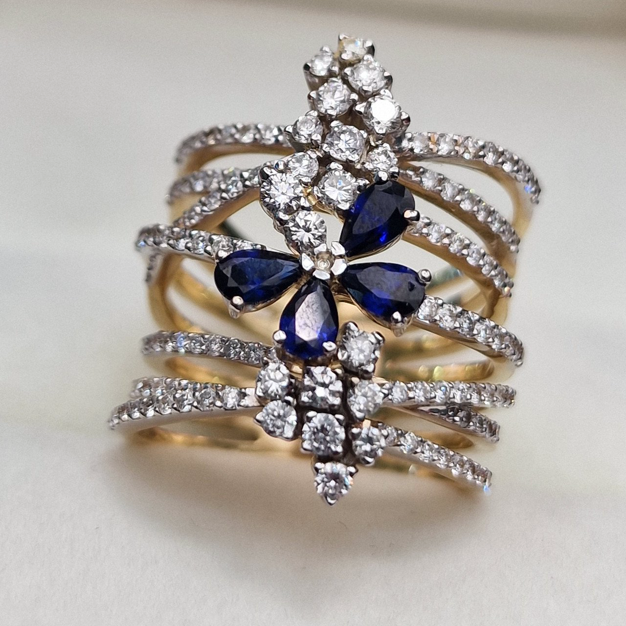 Кольцо Deimantas 105100859 18р 11,89гр 1,47ct. купить,NaN
