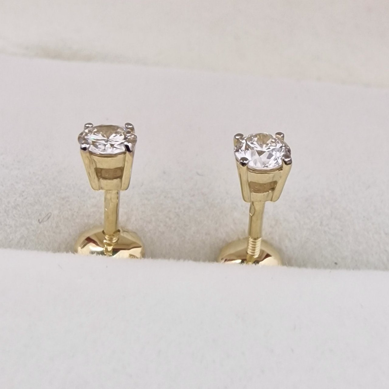 Серьги Deimantas 103671051 0,99гр 0,334ct. купить,NaN