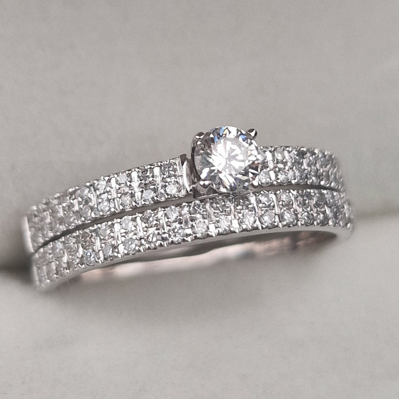Кольцо Deimantas 104841001 17,5р 4,37гр 0,59ct. купить,NaN