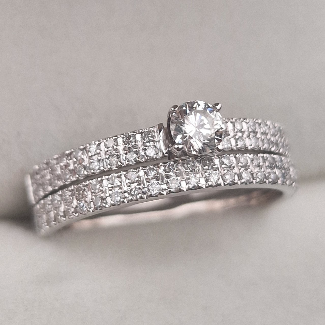 Кольцо Deimantas 104841001 17,5р 4,37гр 0,59ct. купить,NaN