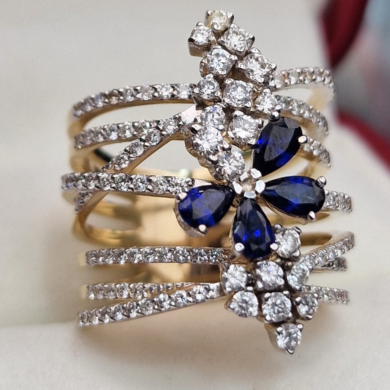 Кольцо Deimantas 105100859 18р 11,89гр 1,47ct. купить,NaN