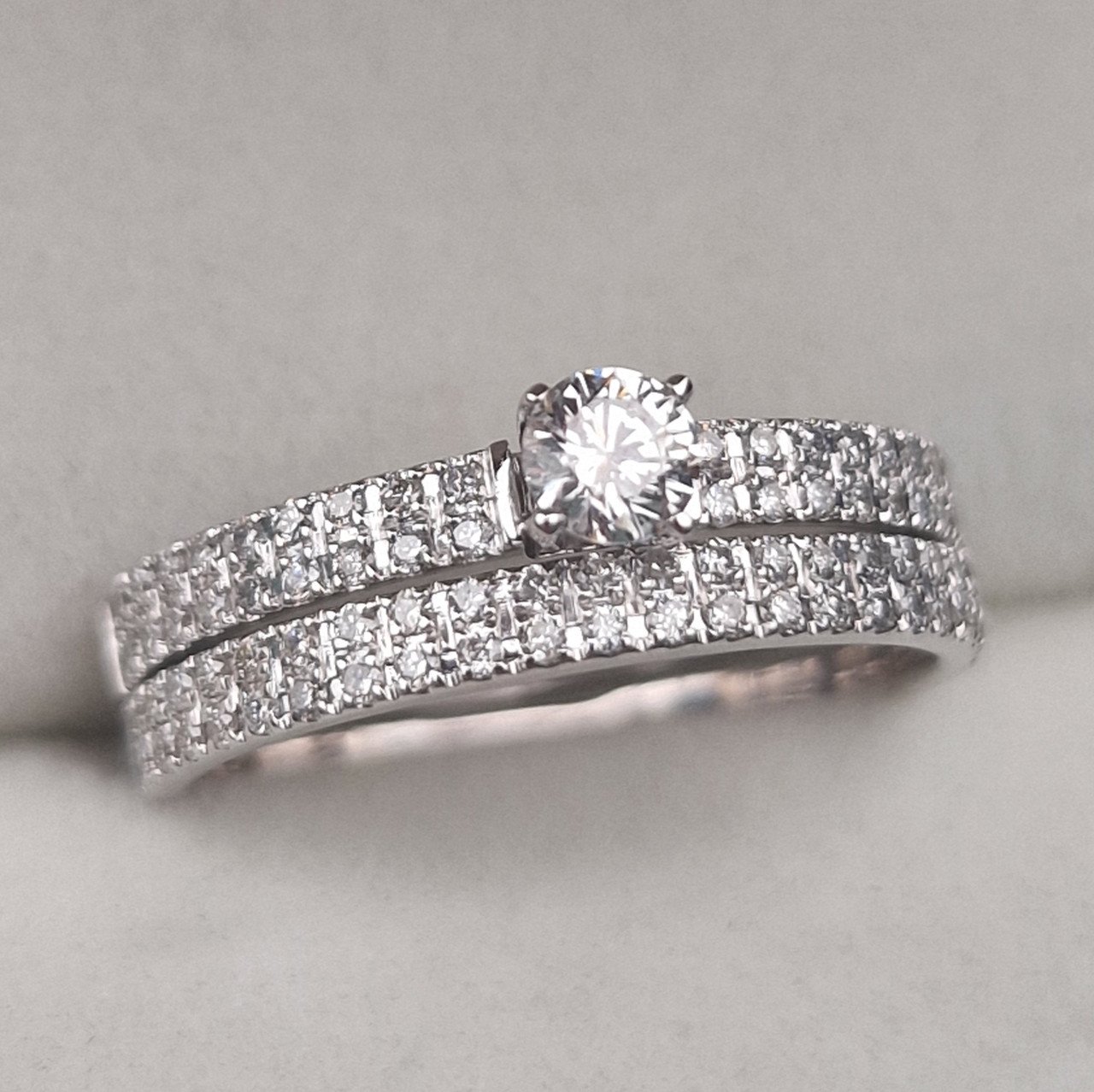 Кольцо Deimantas 104841001 17,5р 4,37гр 0,59ct. купить,NaN