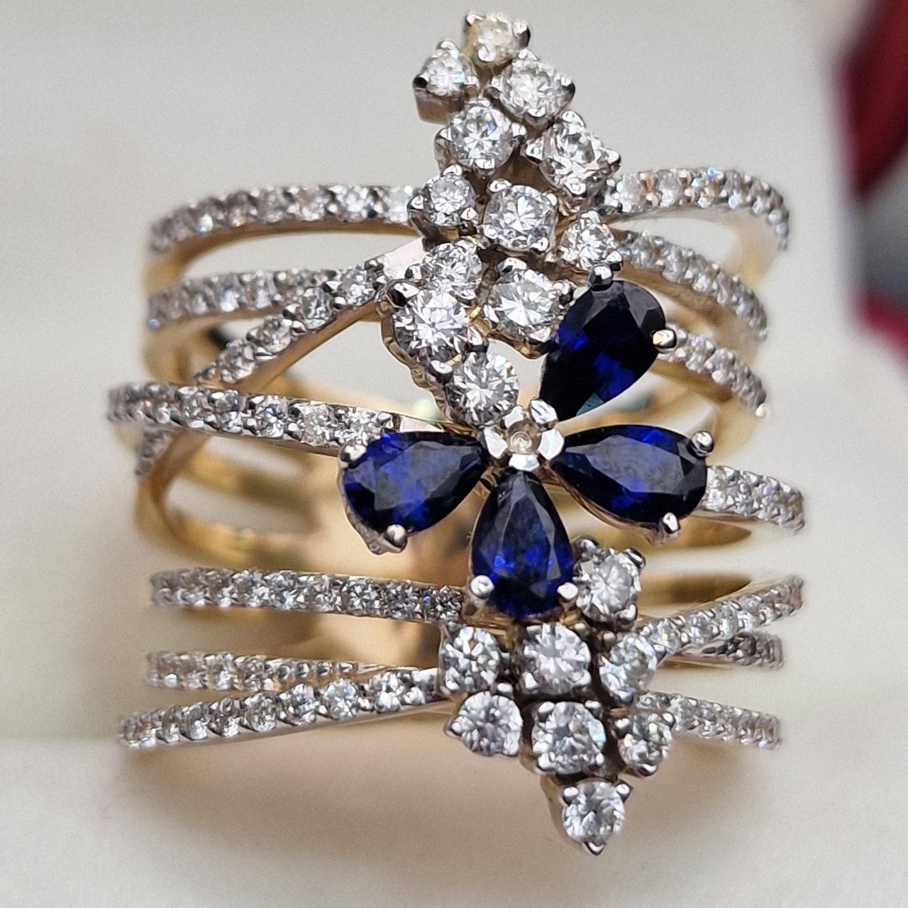 Кольцо Deimantas 105100859 18р 11,89гр 1,47ct. купить,NaN