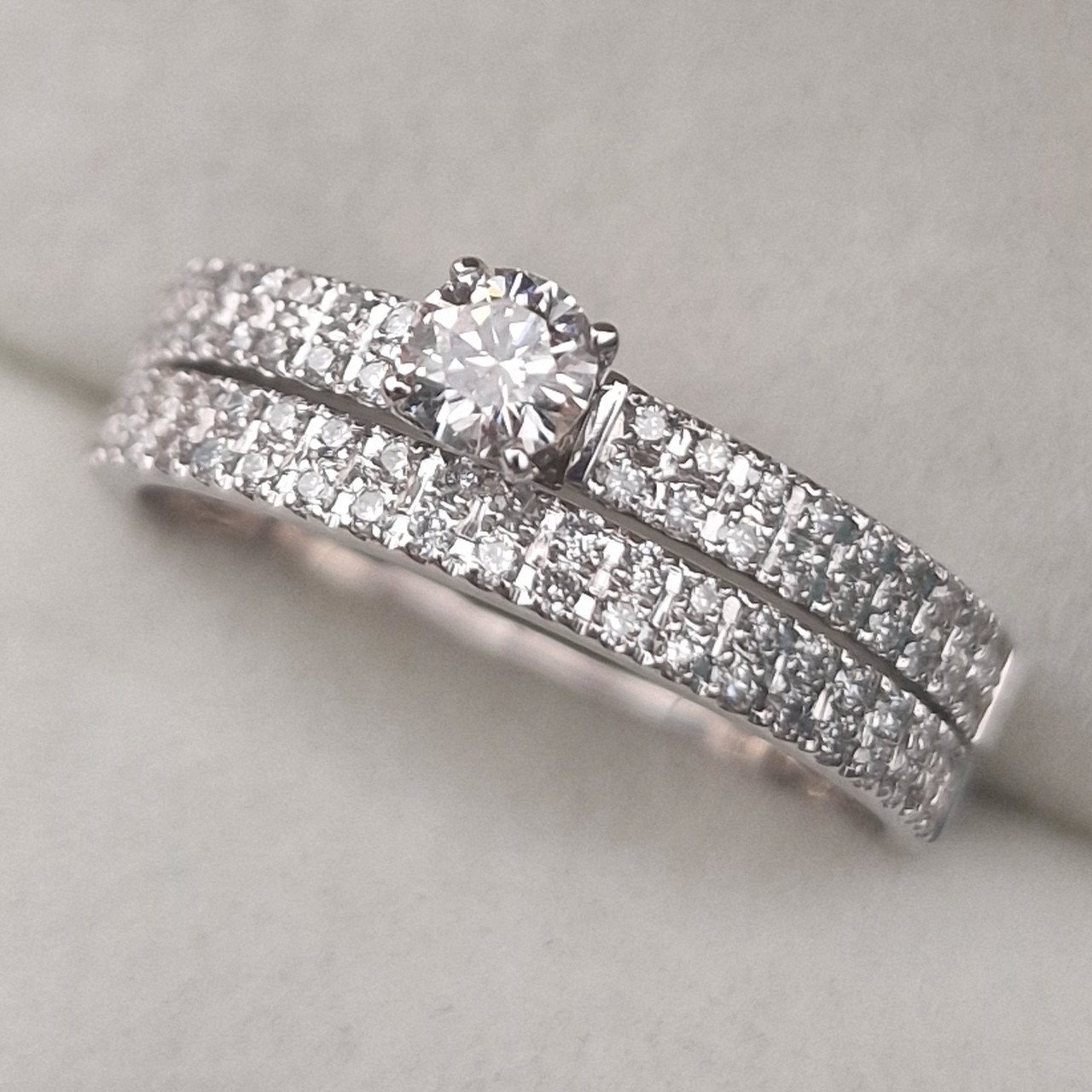 Кольцо Deimantas 104841001 17,5р 4,37гр 0,59ct. купить,NaN