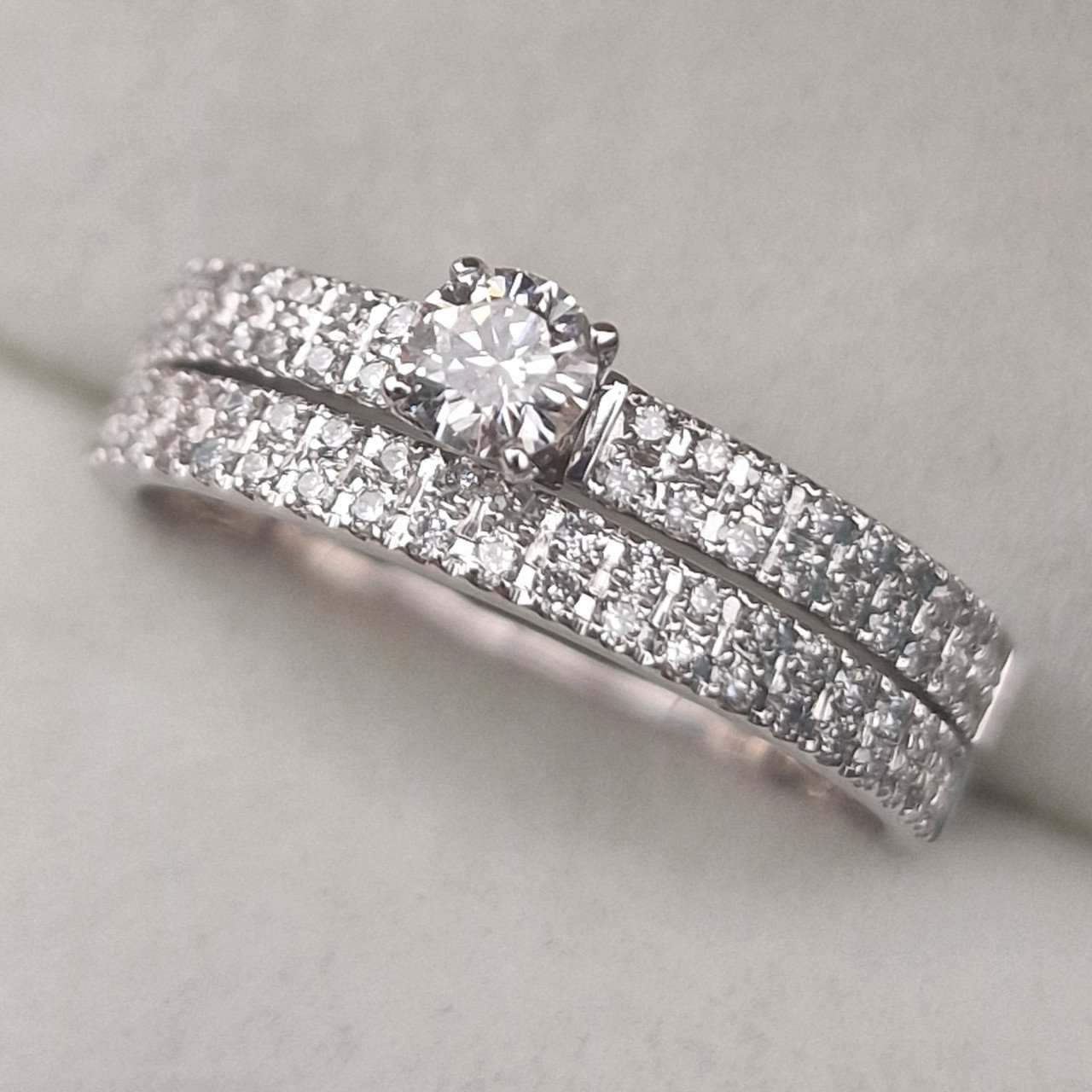 Кольцо Deimantas 104841001 17,5р 4,37гр 0,59ct. купить,NaN