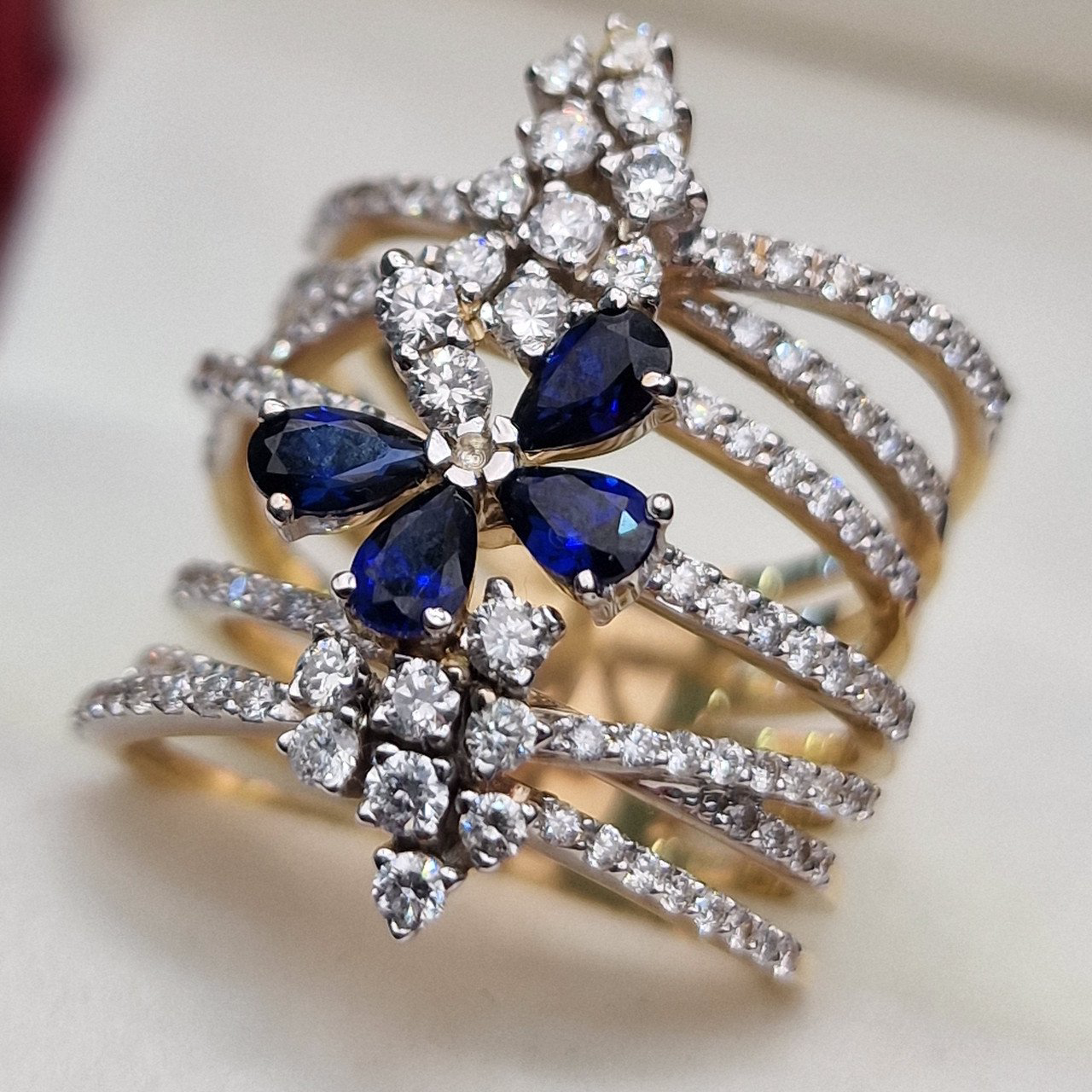 Кольцо Deimantas 105100859 18р 11,89гр 1,47ct. купить,NaN
