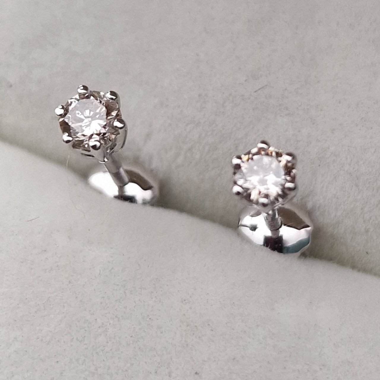 Серьги Deimantas 103672275 1,02гр 0,325ct. купить,NaN