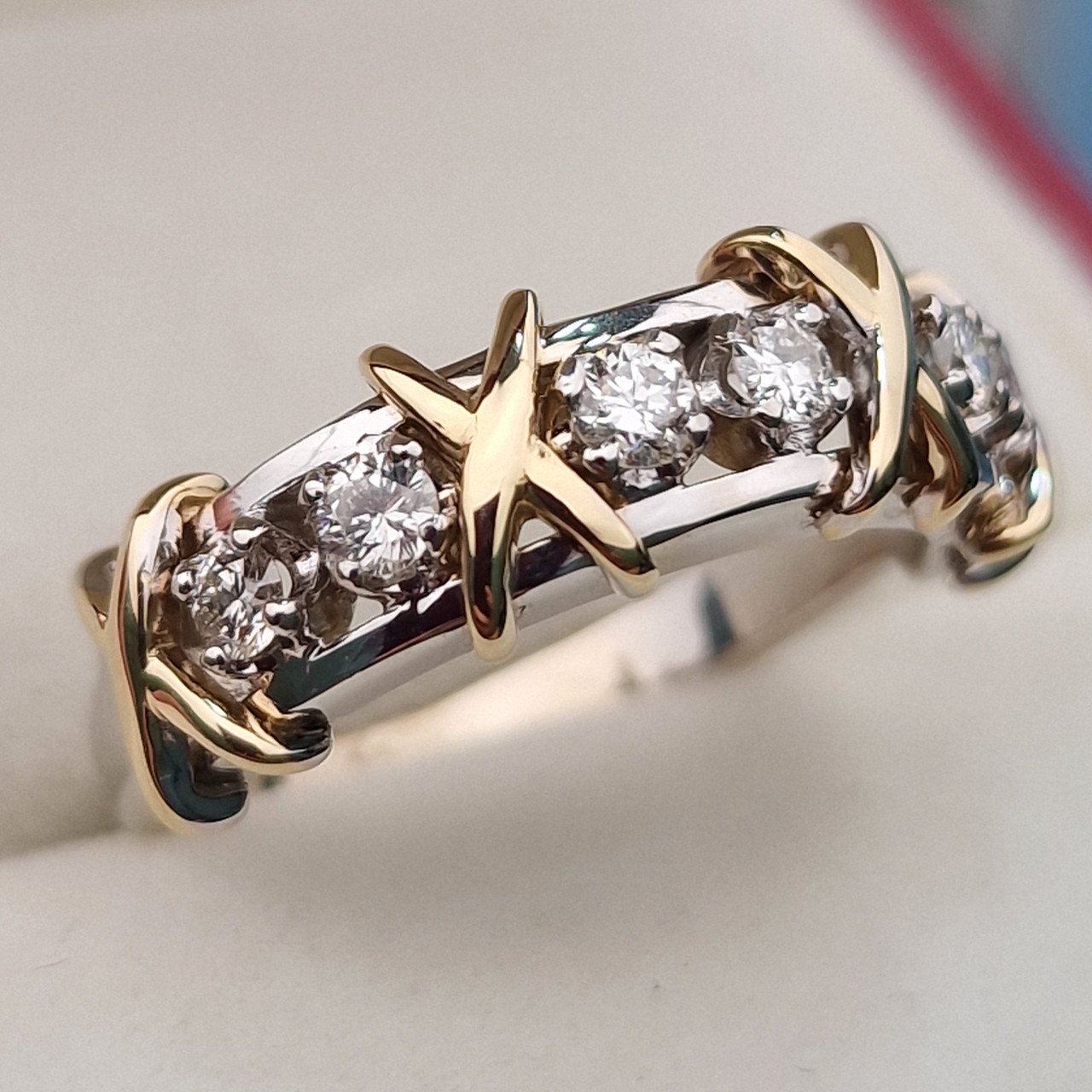 Кольцо Deimantas 103672281 18р 5,81гр 0,384ct. купить,NaN