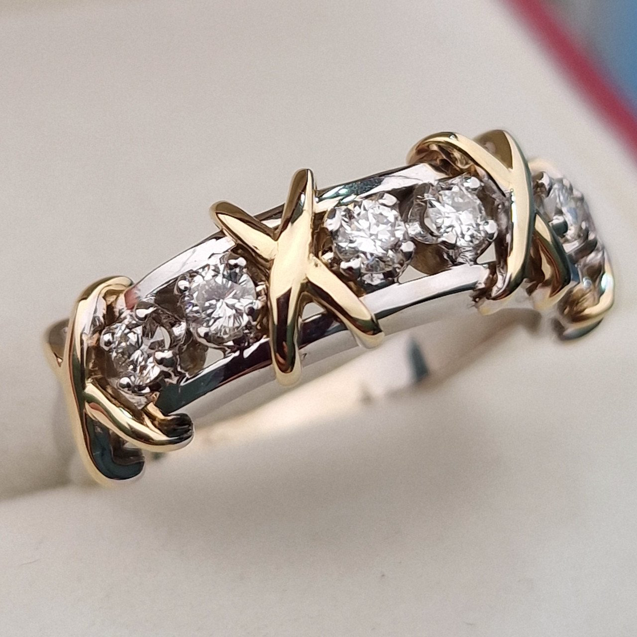 Кольцо Deimantas 103672281 18р 5,81гр 0,384ct. купить,NaN