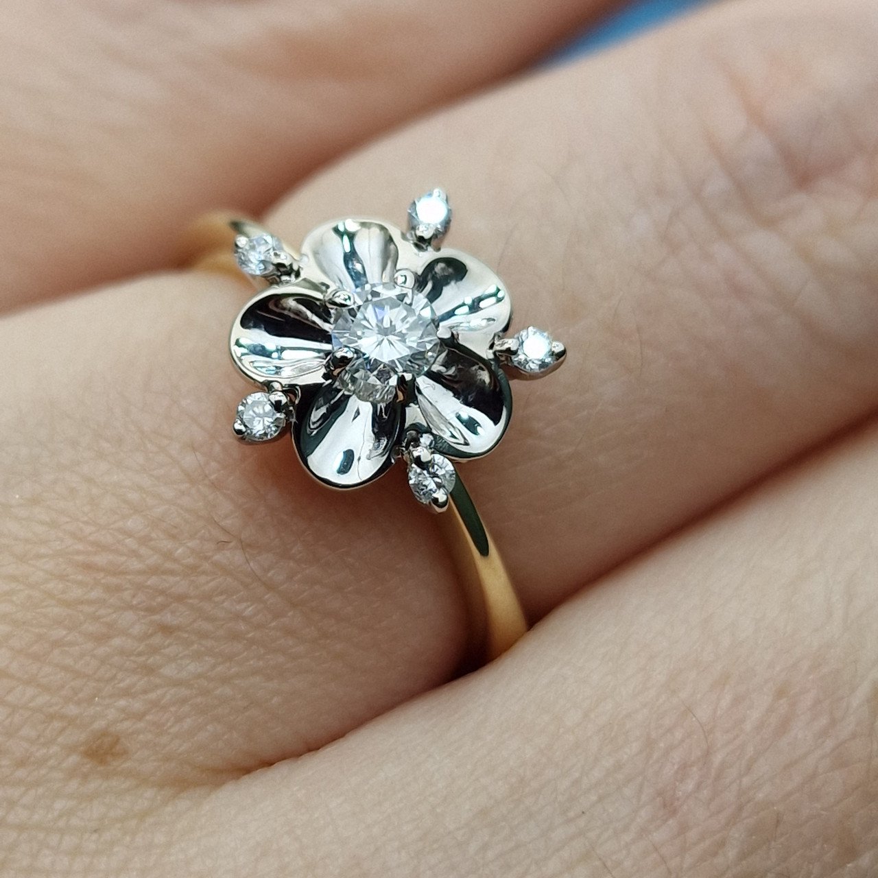 Кольцо Deimantas 103672346 16,5р 3,21гр 0,21ct. купить,NaN
