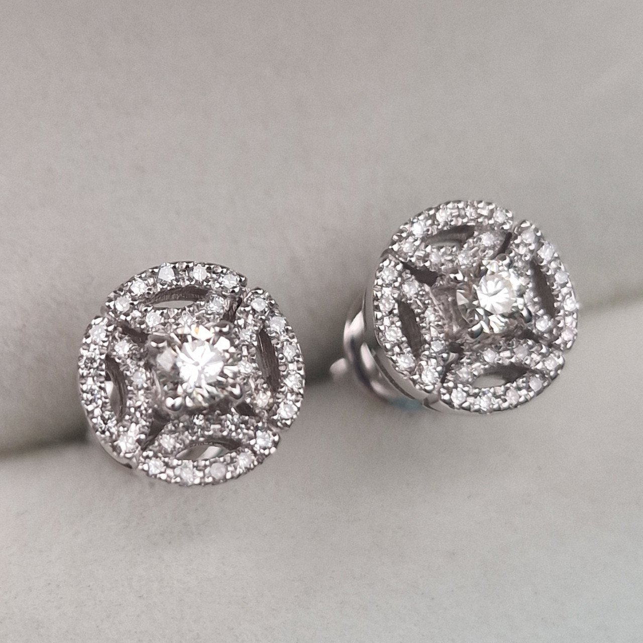 Серьги Deimantas 104841535 3,74гр 0,43ct. купить,NaN