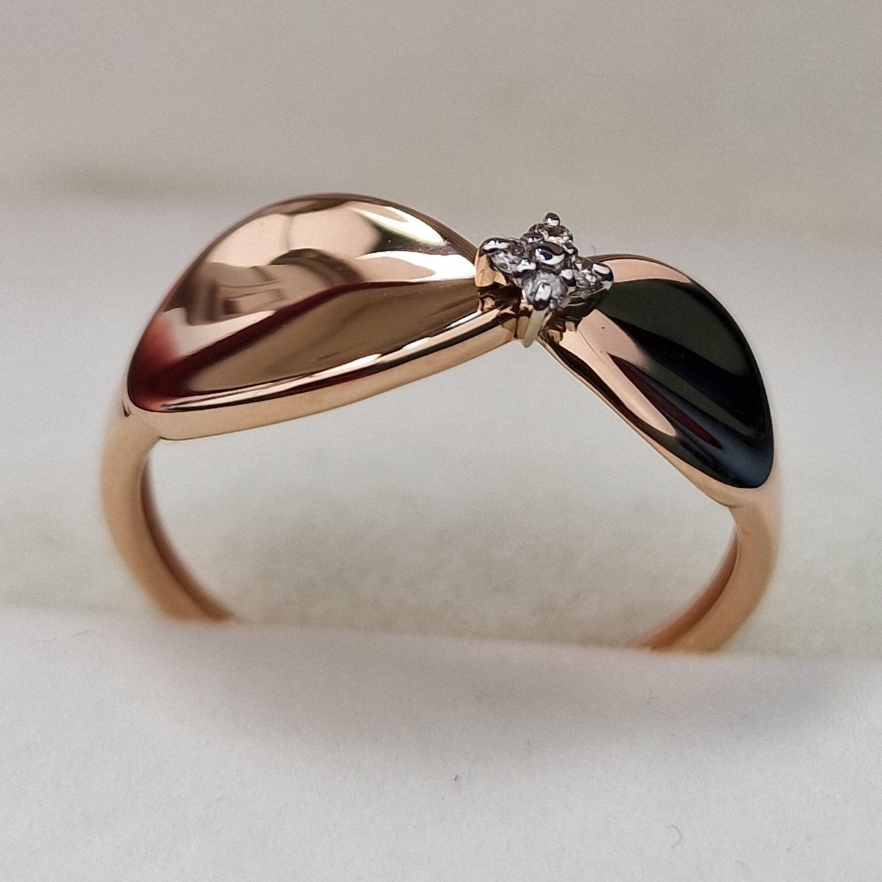 Кольцо Deimantas 103672360 18р 1,82гр 0,032ct. купить,NaN