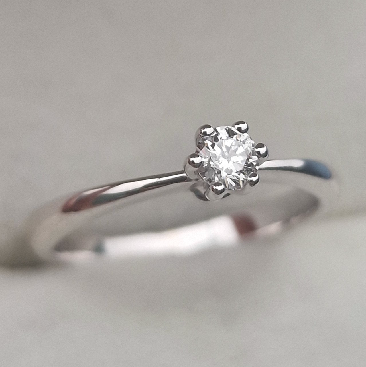 Кольцо Deimantas 105103161 16р 2,29гр 0,17ct. купить,NaN