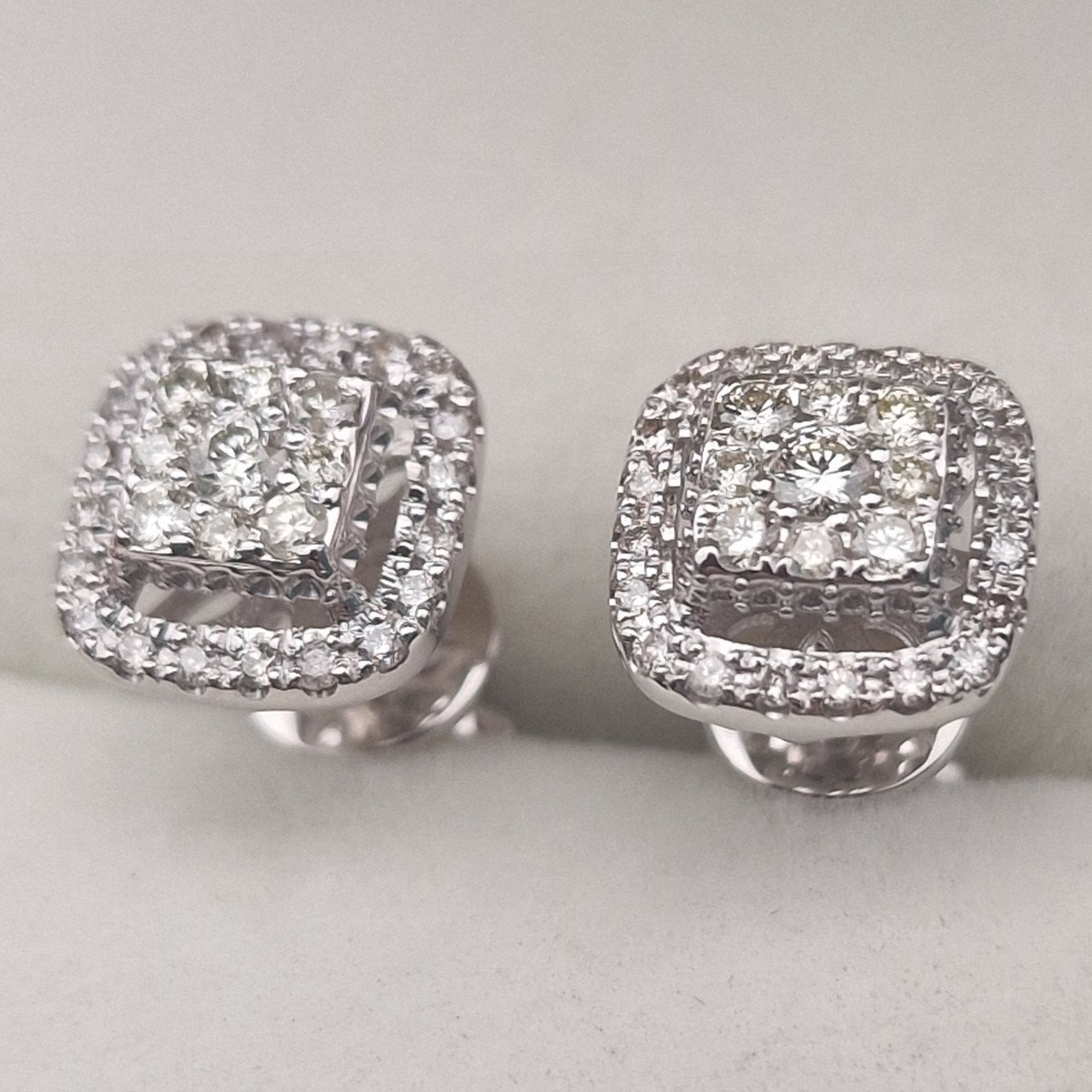 Серьги Deimantas 104841565 3,31гр 0,47ct. купить,NaN