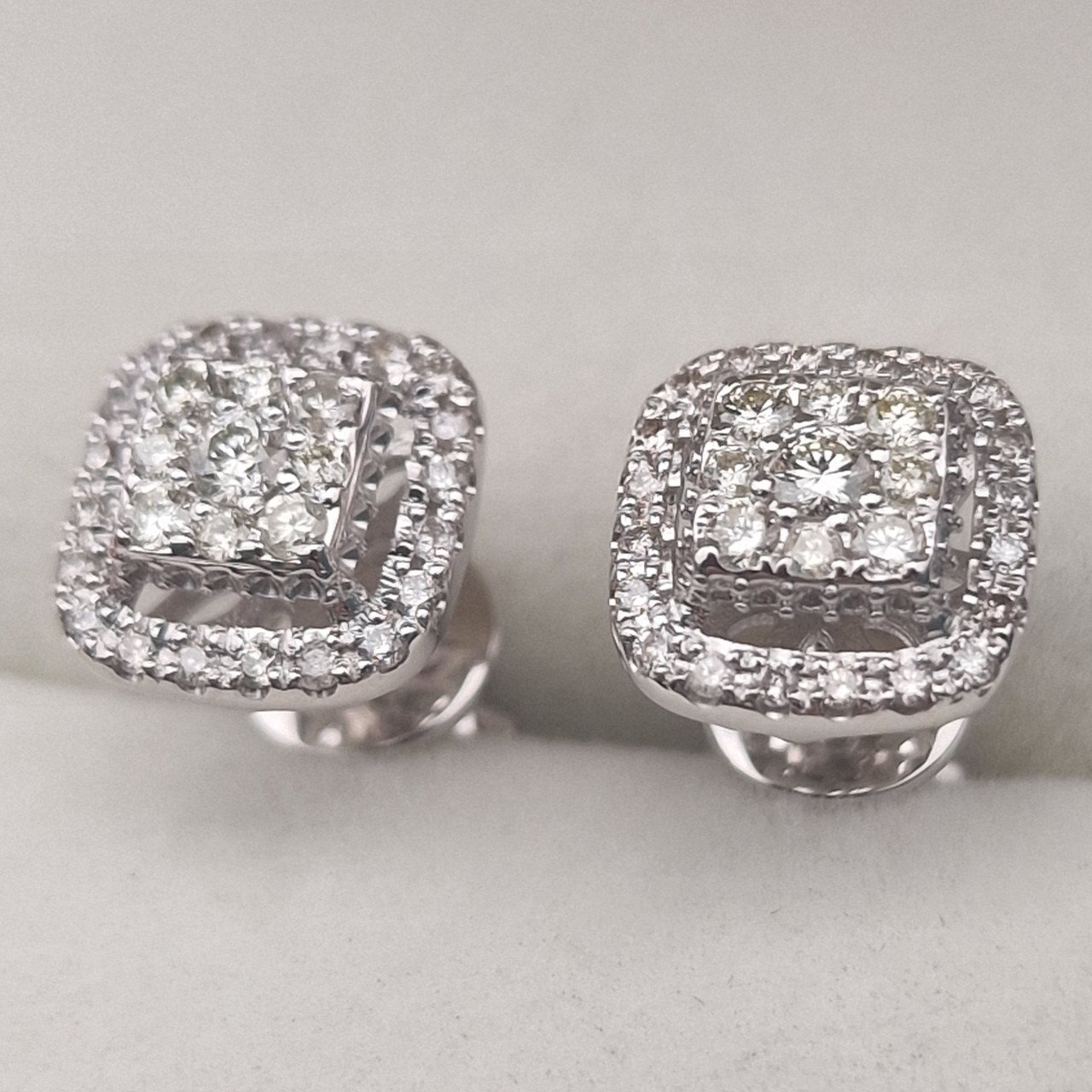 Серьги Deimantas 104841565 3,31гр 0,47ct. купить,NaN
