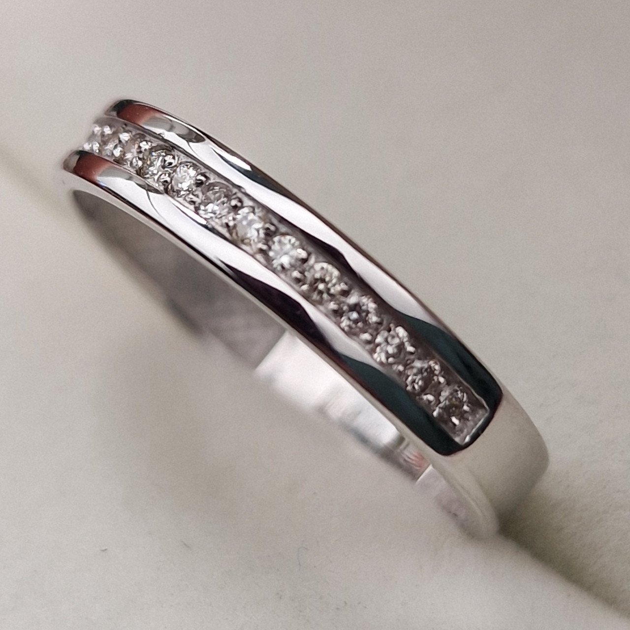 Кольцо Deimantas 103672764 17,5р 2,03гр 0,12ct. купить,NaN