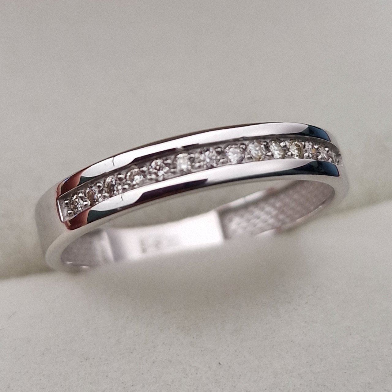 Кольцо Deimantas 103672764 17,5р 2,03гр 0,12ct. купить,NaN