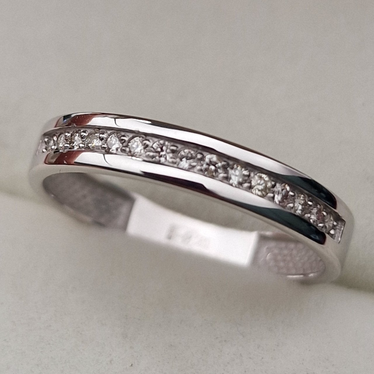 Кольцо Deimantas 103672823 18,5р 2,06гр 0,12ct. купить,NaN