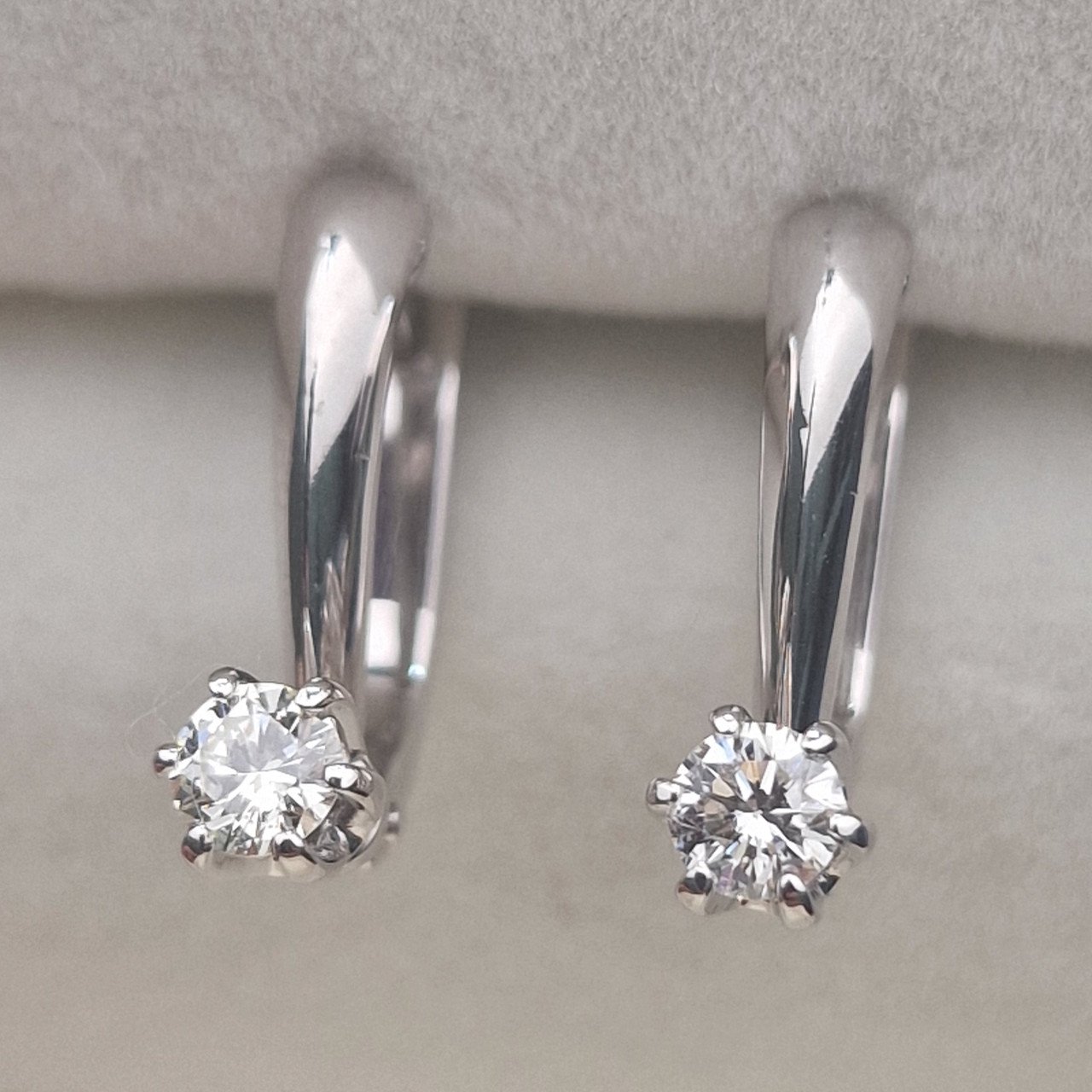 Серьги Deimantas 105151032 3,44гр 0,34ct. купить,NaN