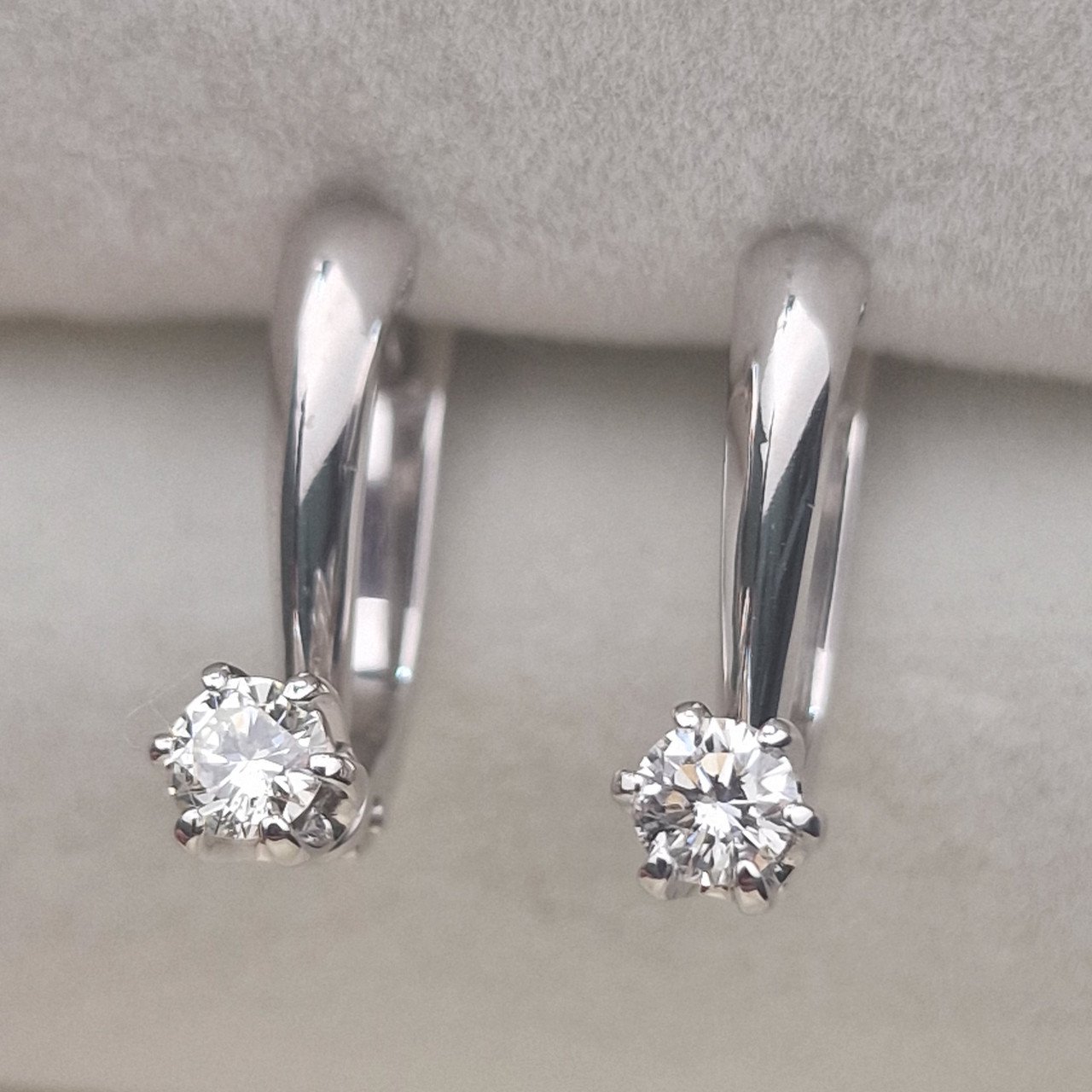 Серьги Deimantas 105151037 3,39гр 0,36ct. купить,NaN