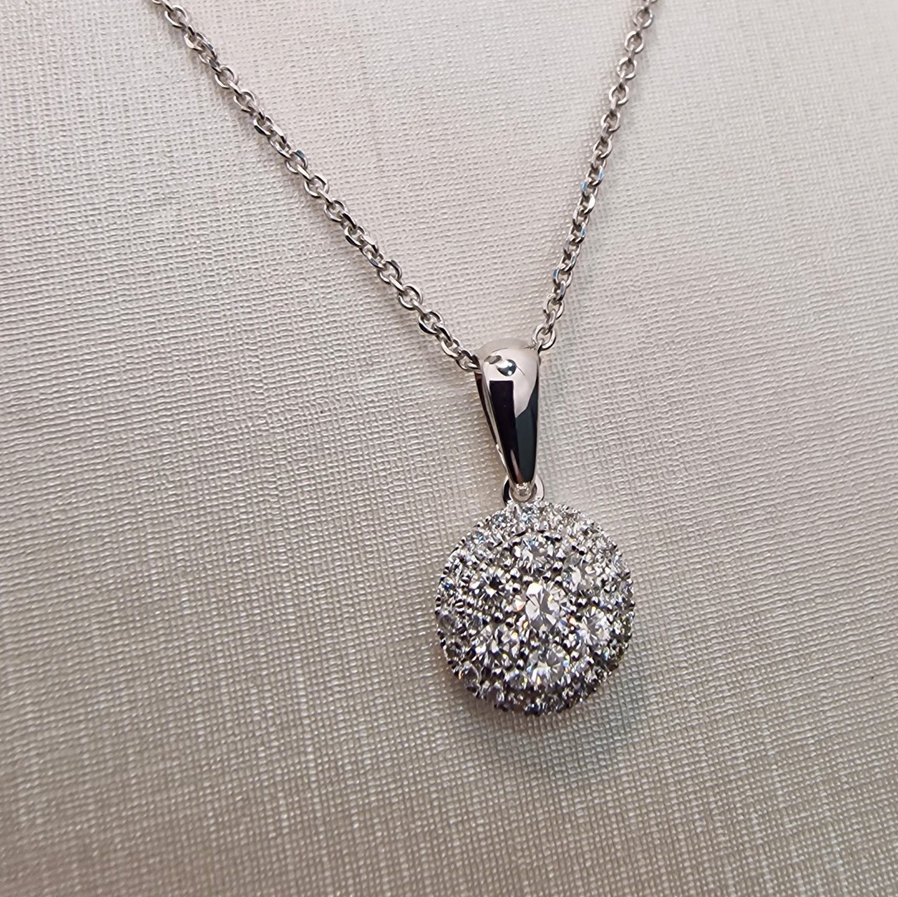 Колье Deimantas 104841830 40см 2,32гр 0,545ct. купить,NaN