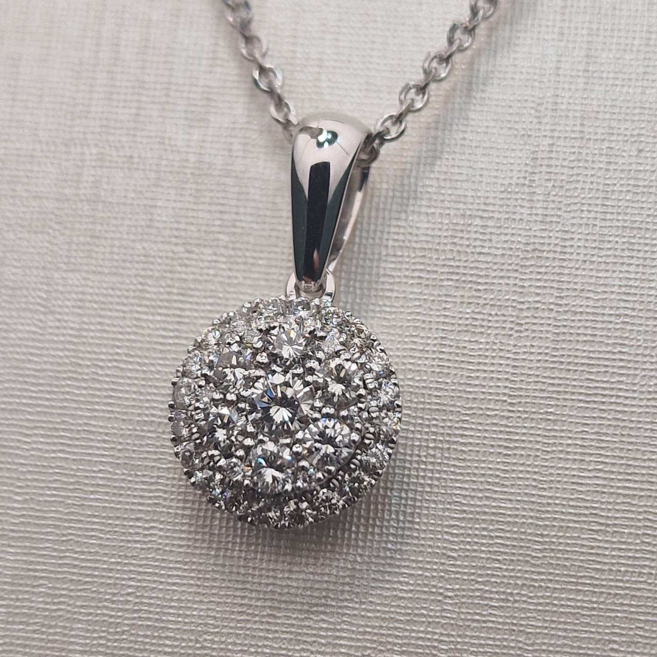 Колье Deimantas 104841830 40см 2,32гр 0,545ct. купить,NaN