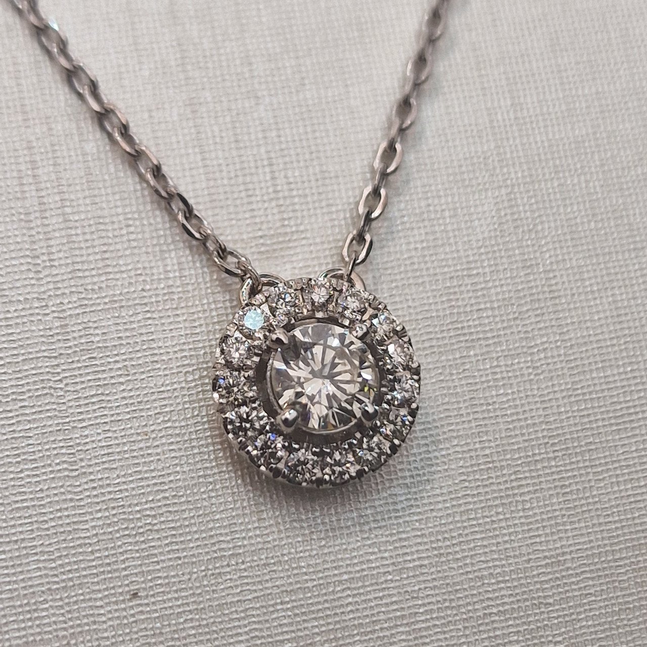 Колье Deimantas 104842017 42см 2,99гр 0,545ct. купить,NaN