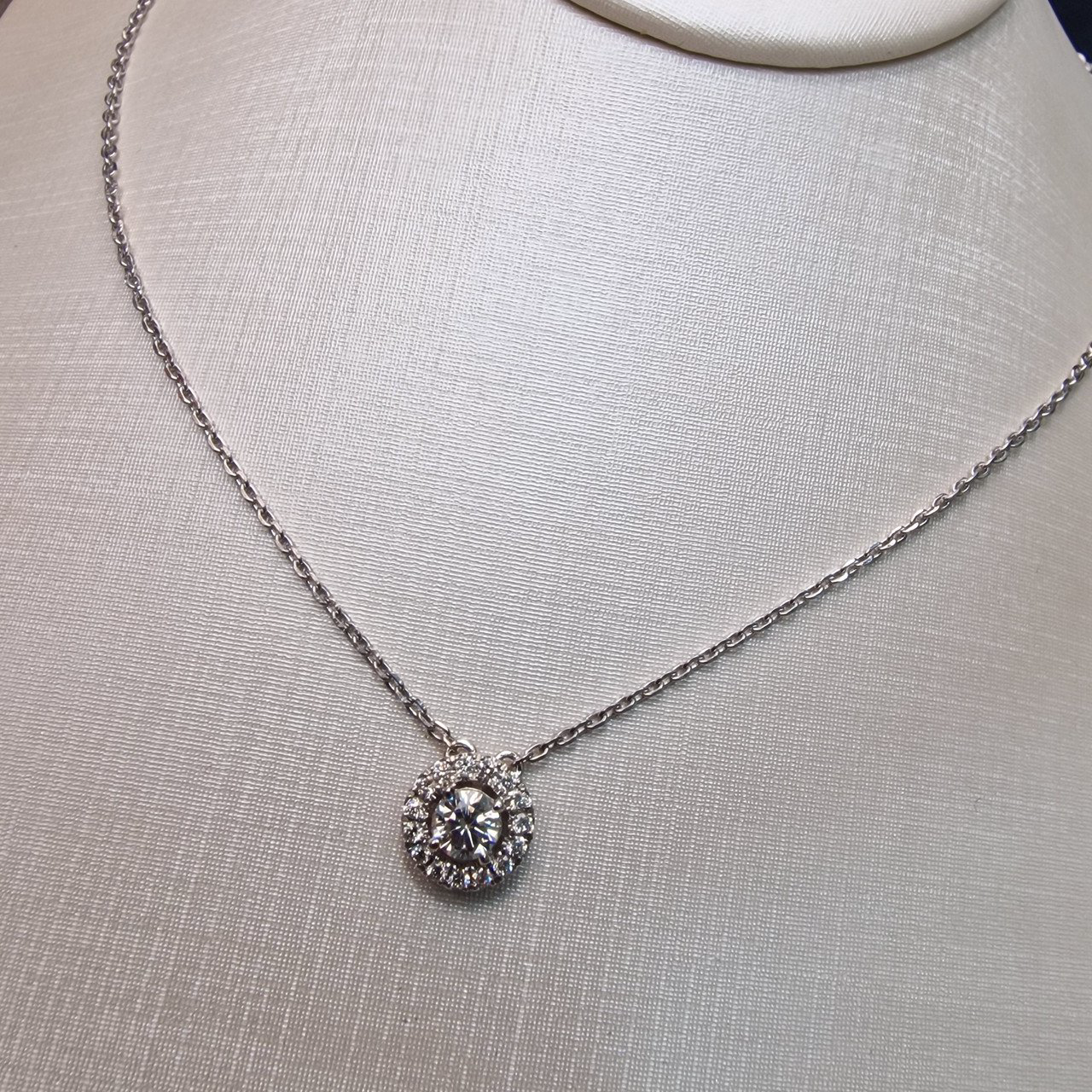 Колье Deimantas 104842017 42см 2,99гр 0,545ct. купить,NaN