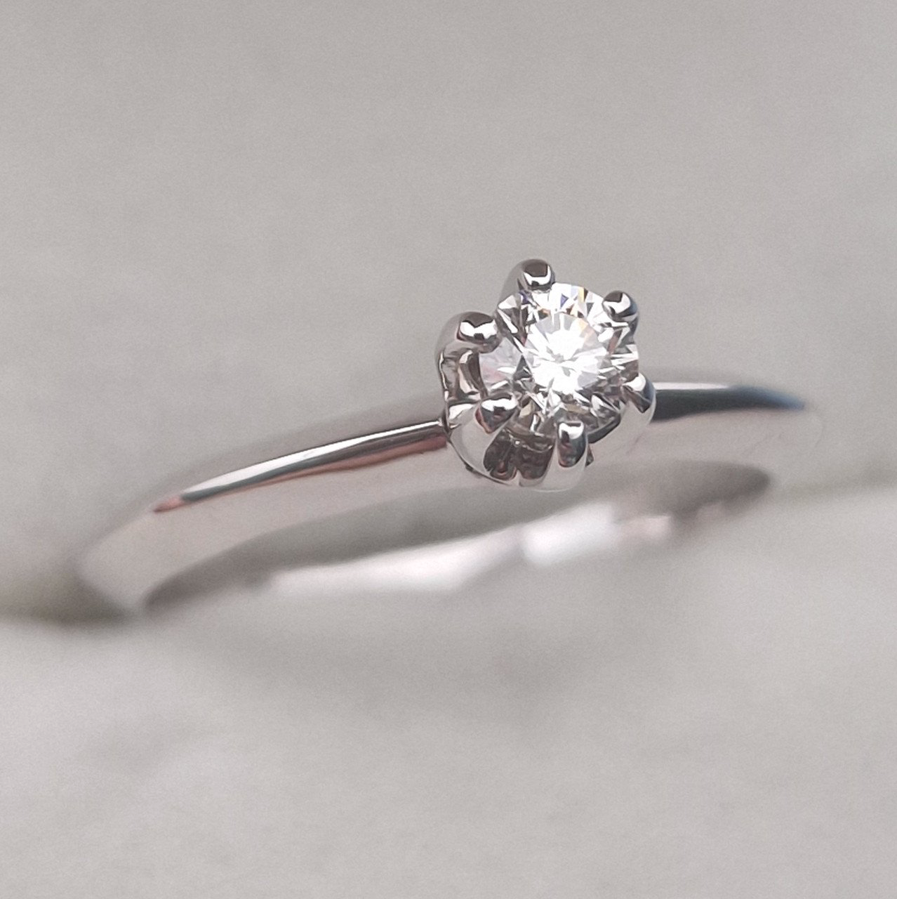 Кольцо Deimantas 105151044 17р 2,58гр 0,24ct. купить,NaN