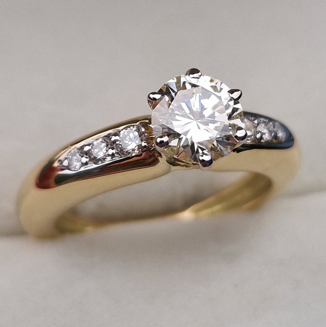 Кольцо Deimantas 105151050 17р 7,13гр 1,16ct. купить,NaN