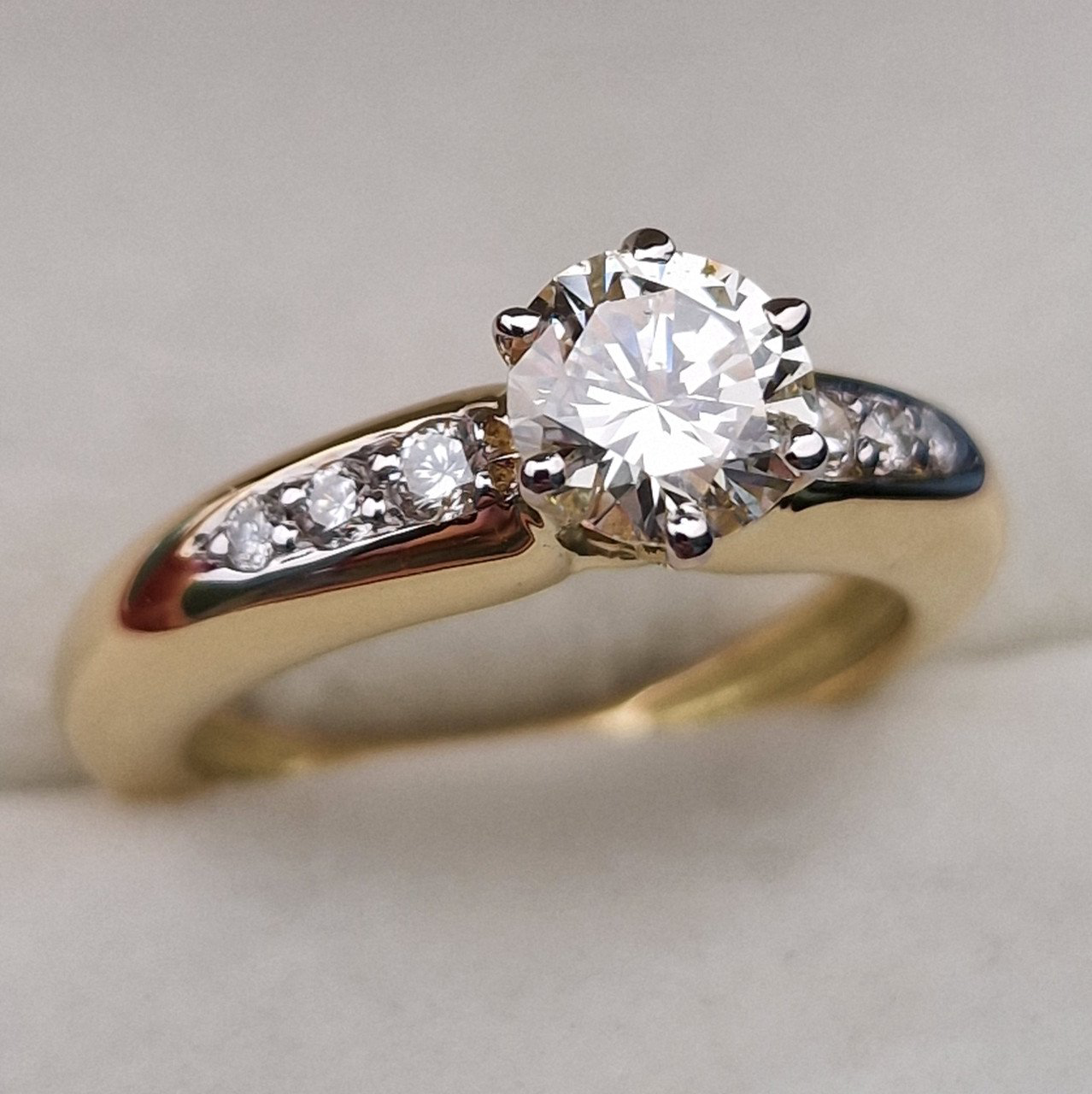 Кольцо Deimantas 105151050 17р 7,13гр 1,16ct. купить,NaN